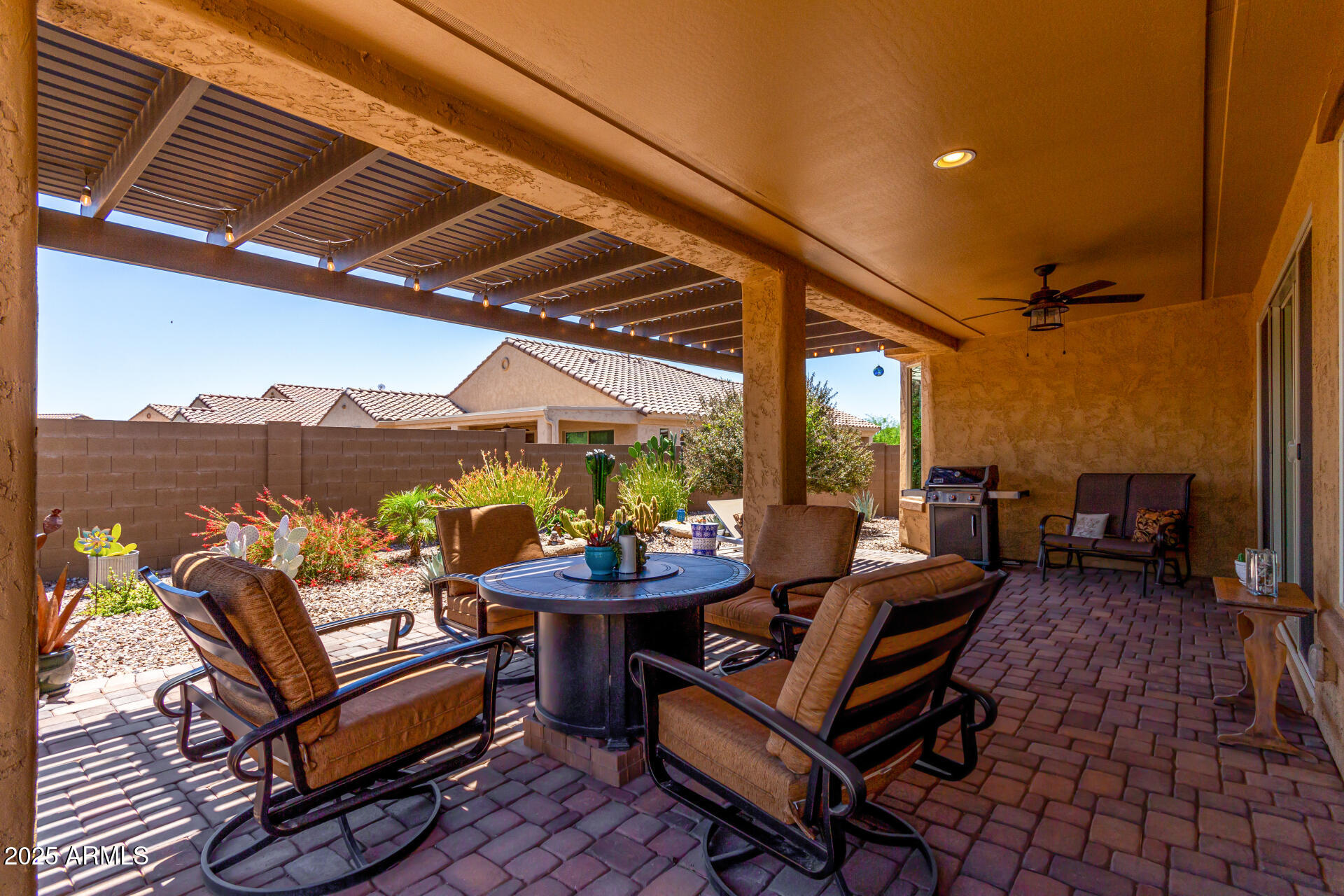 6123 W Sandpiper Way