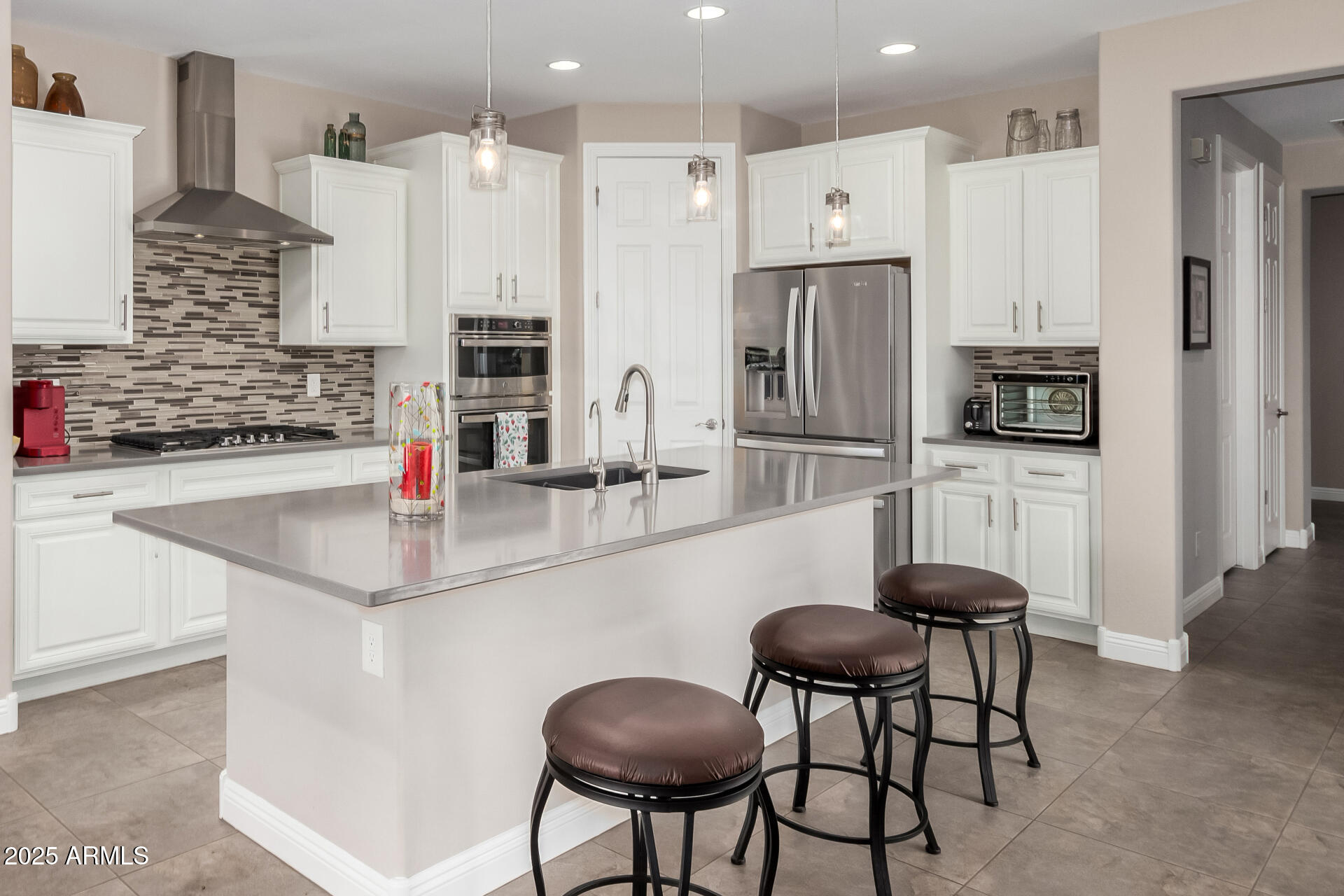 6123 W Sandpiper Way