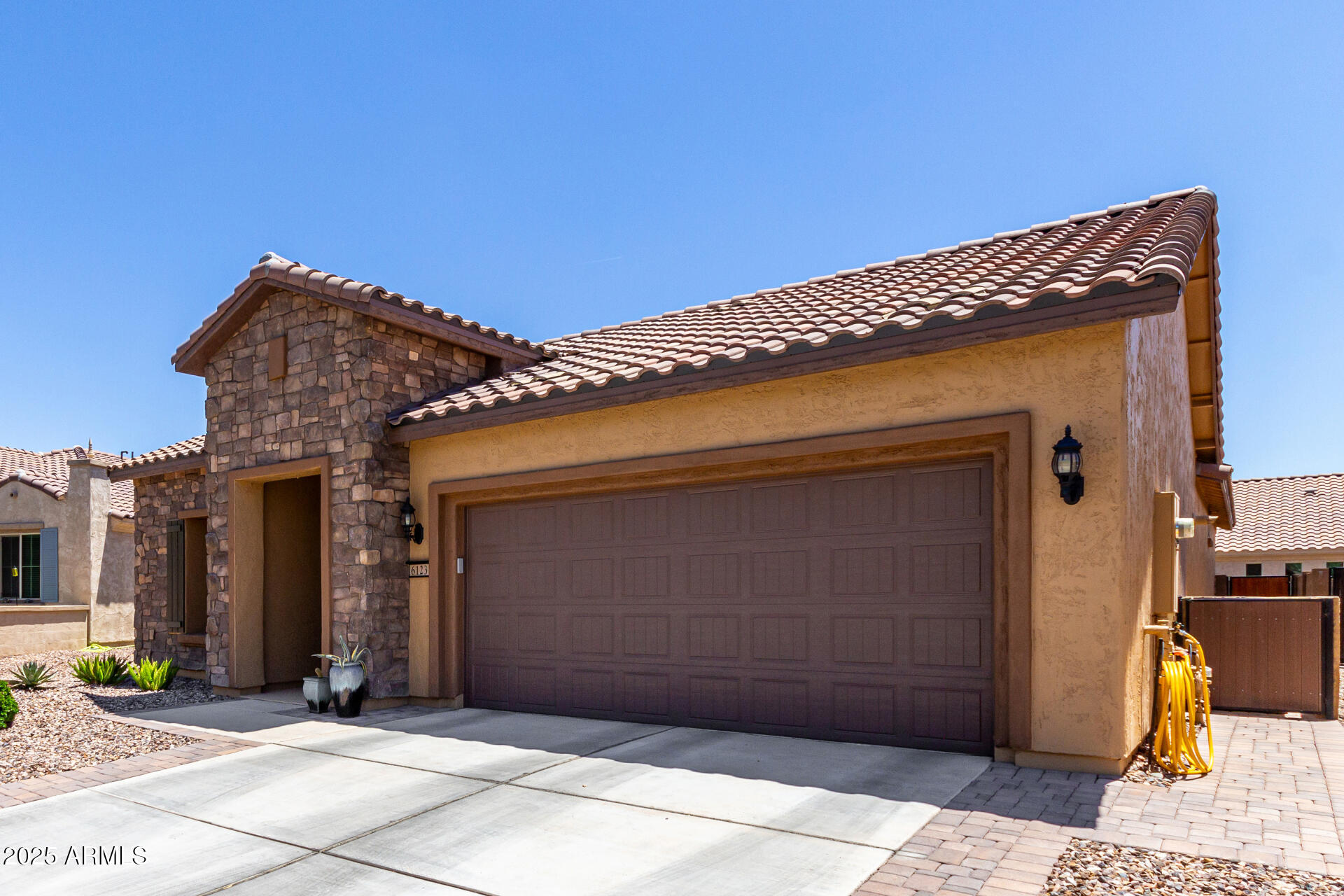 6123 W Sandpiper Way