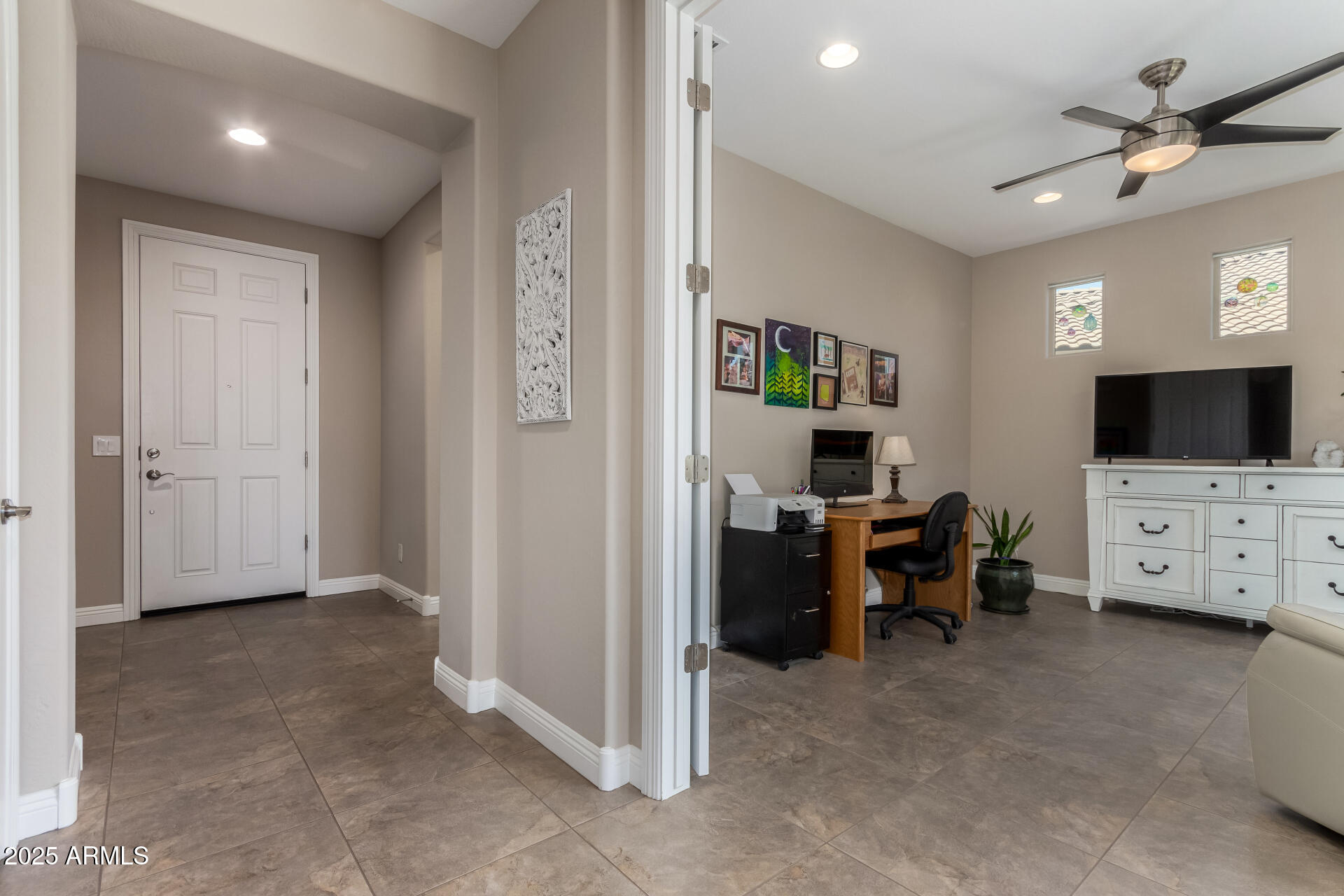 6123 W Sandpiper Way