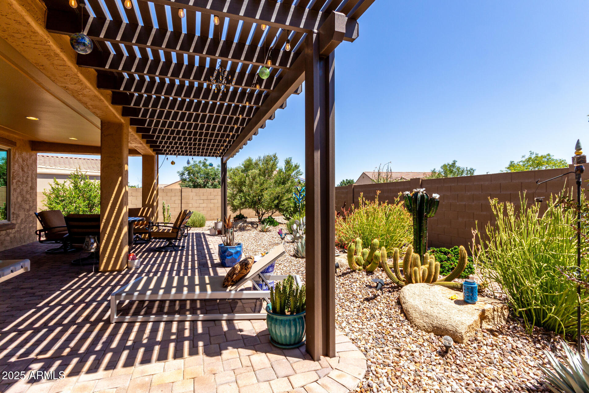 6123 W Sandpiper Way