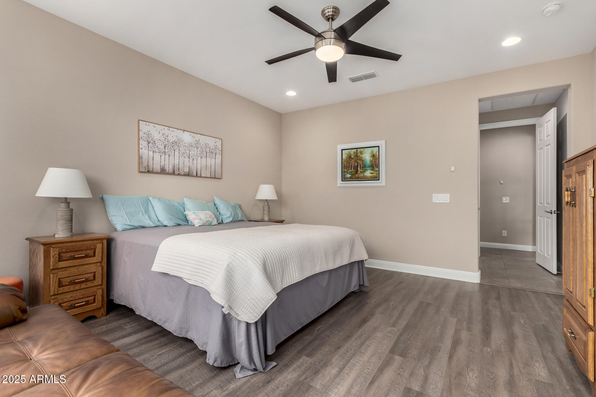 6123 W Sandpiper Way