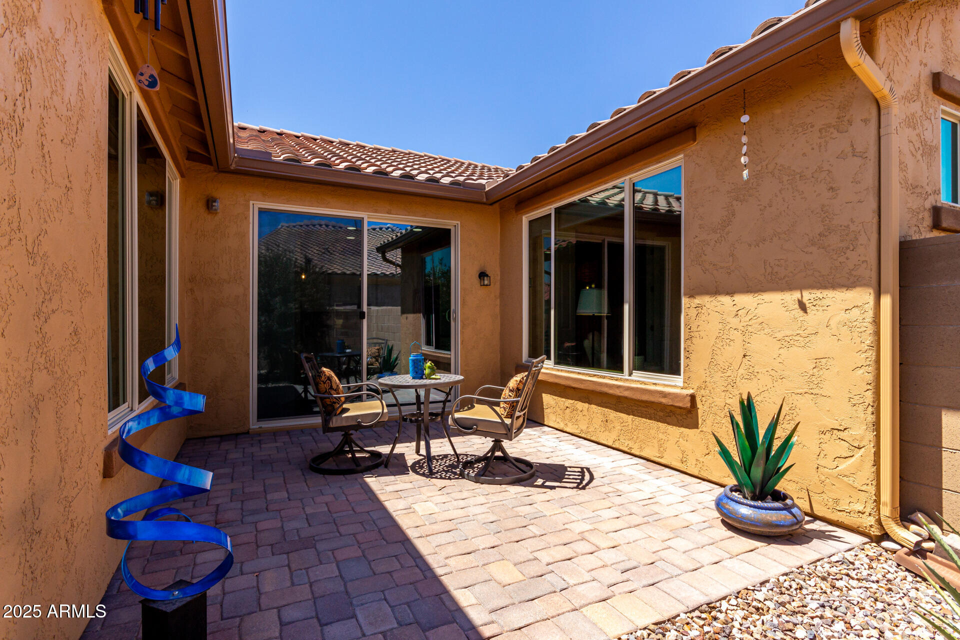 6123 W Sandpiper Way