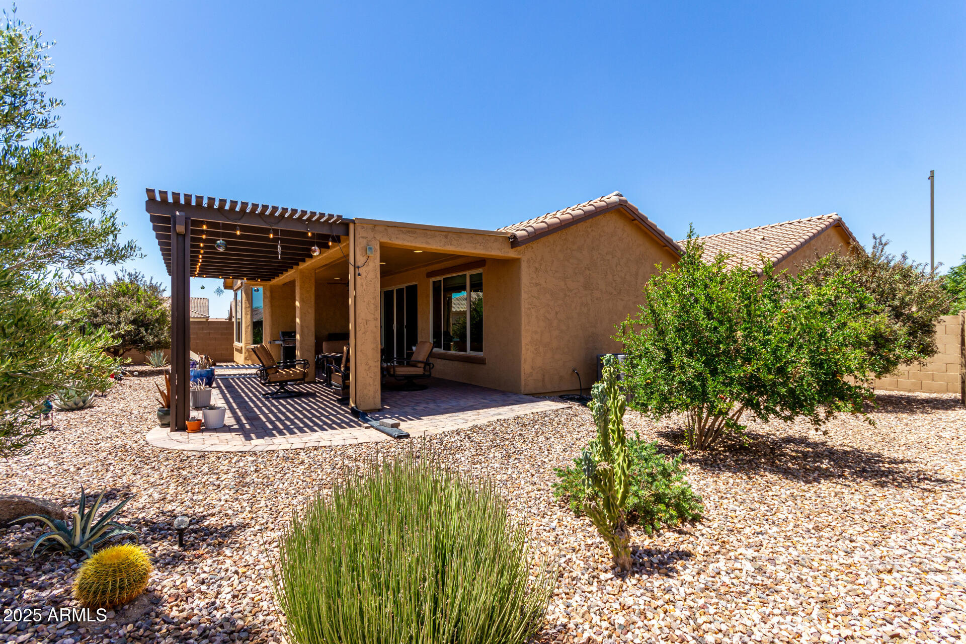 6123 W Sandpiper Way