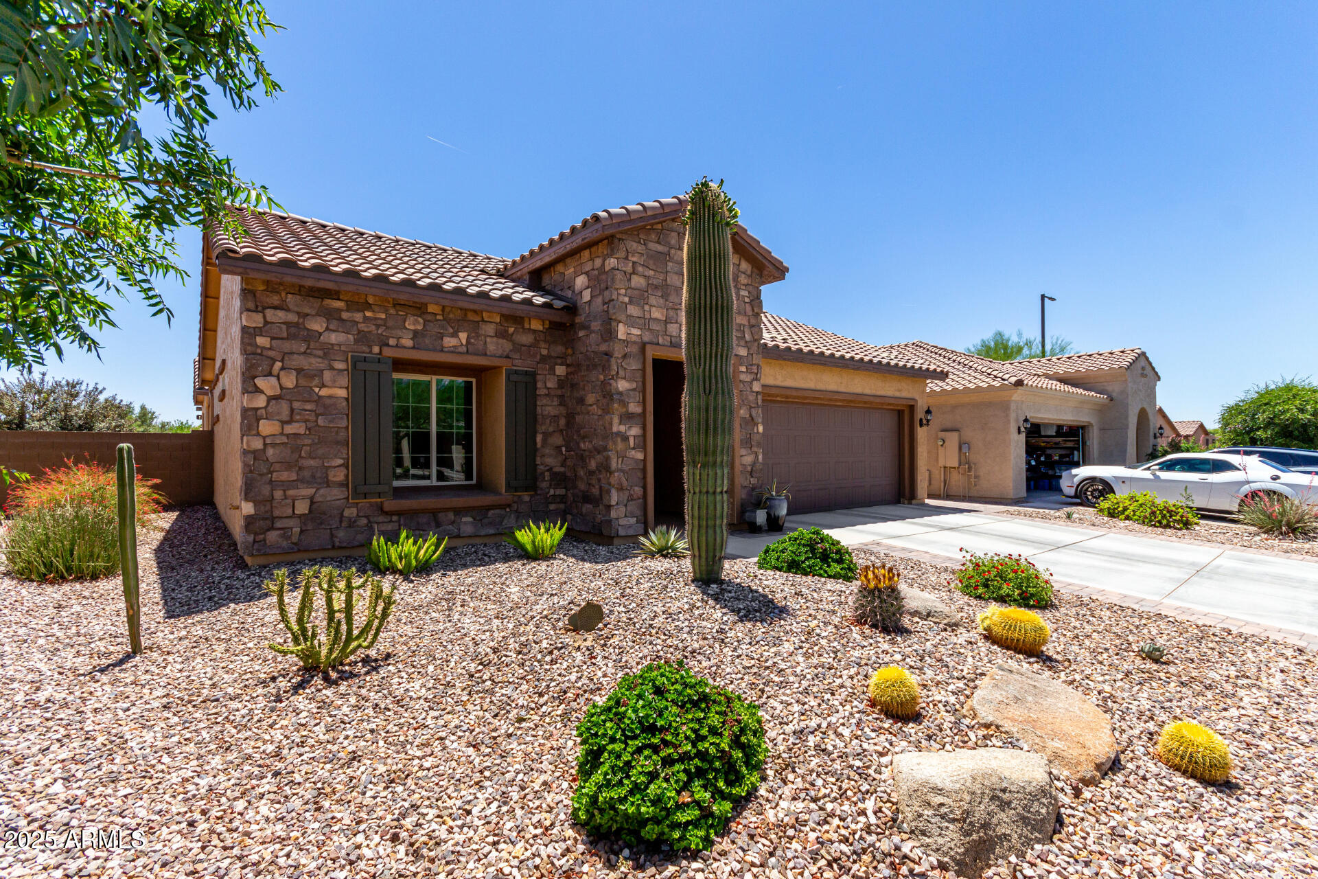 6123 W Sandpiper Way