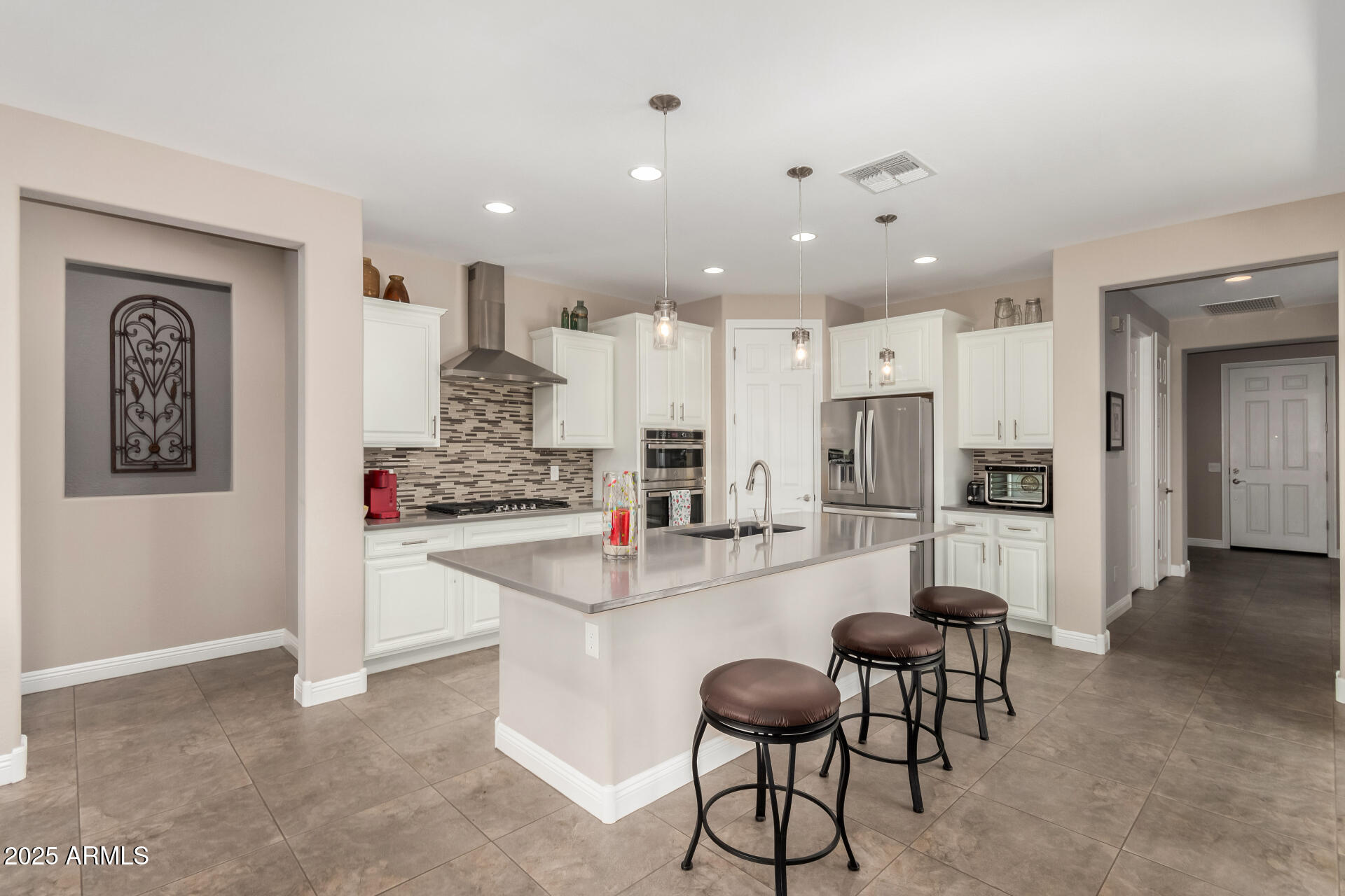 6123 W Sandpiper Way