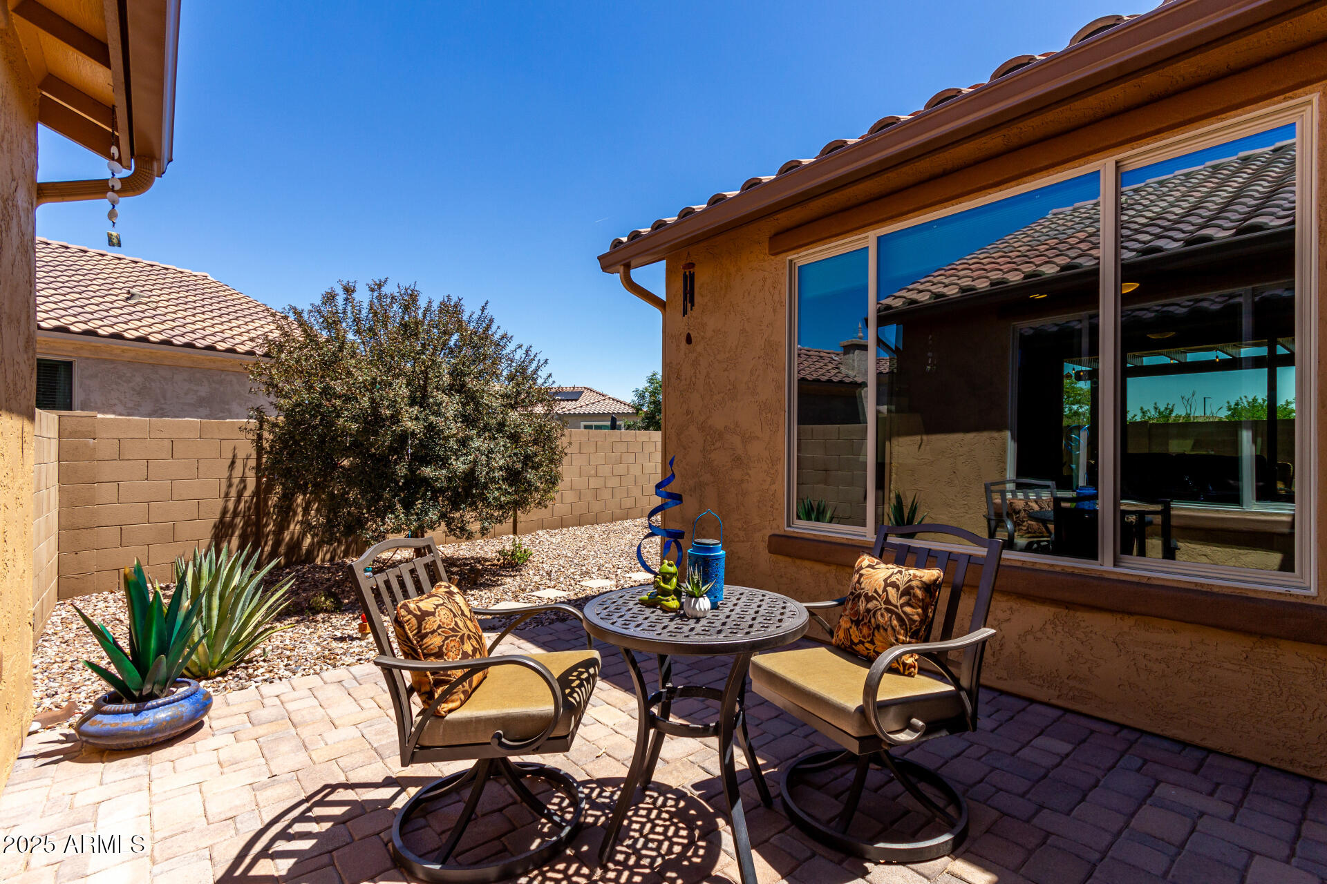 6123 W Sandpiper Way