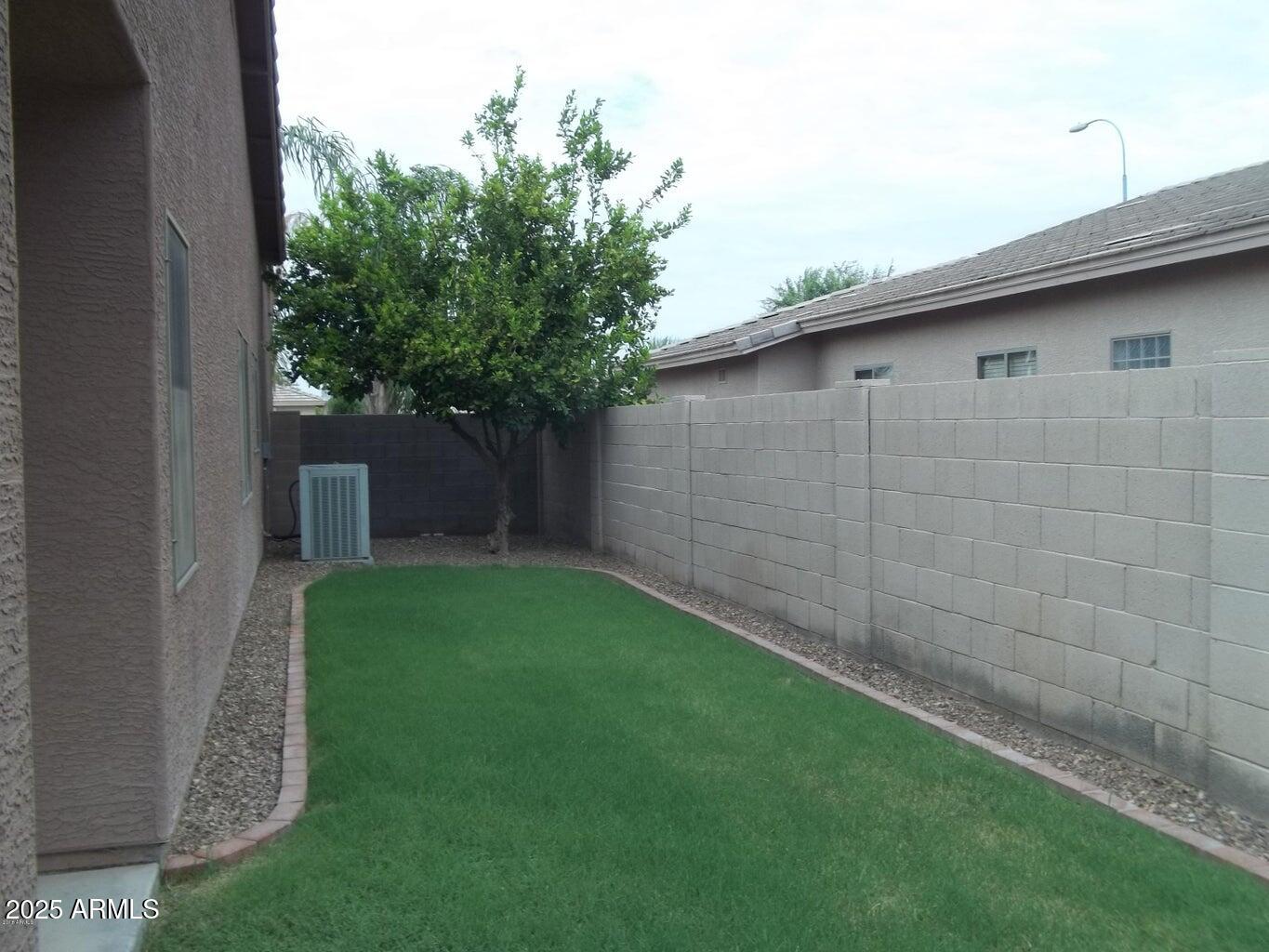 2037 E Riviera Drive