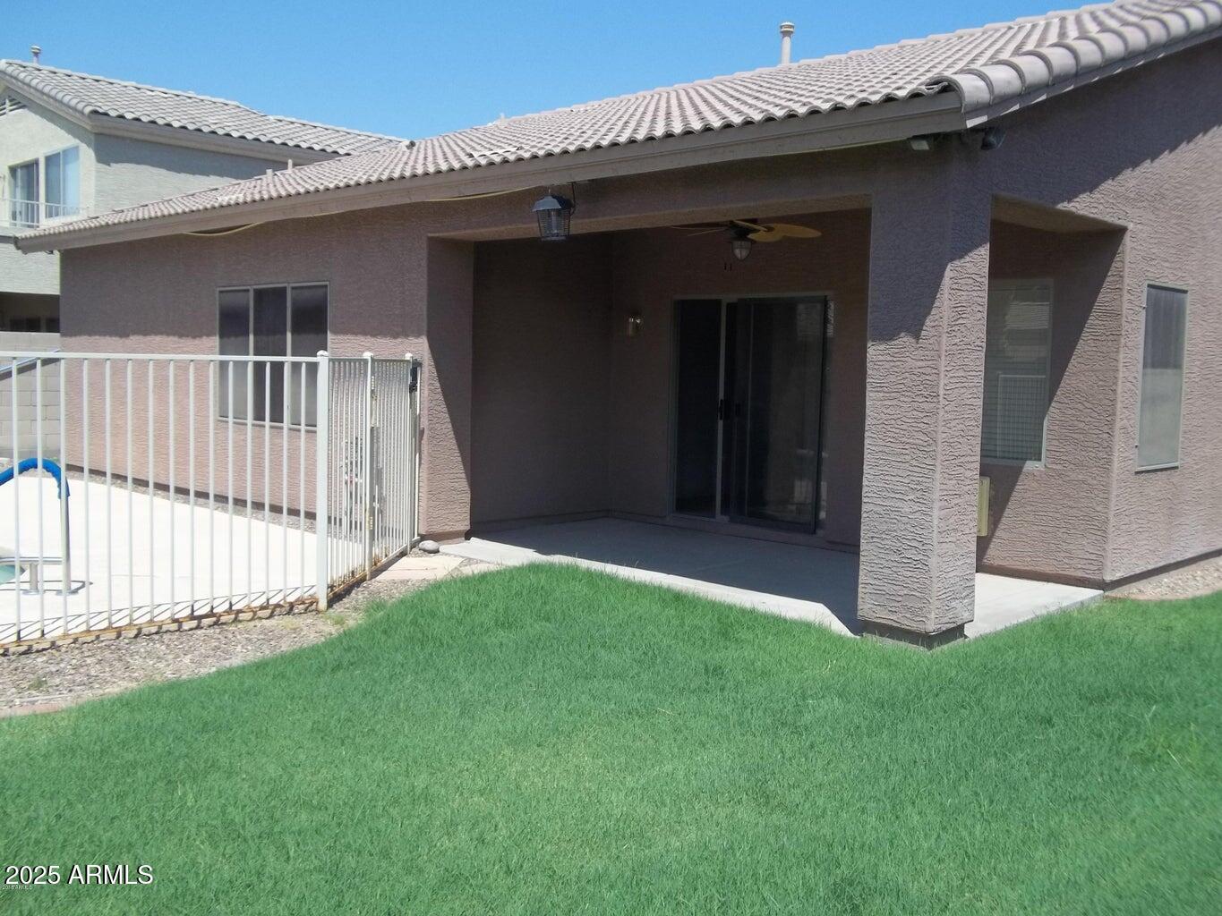 2037 E Riviera Drive