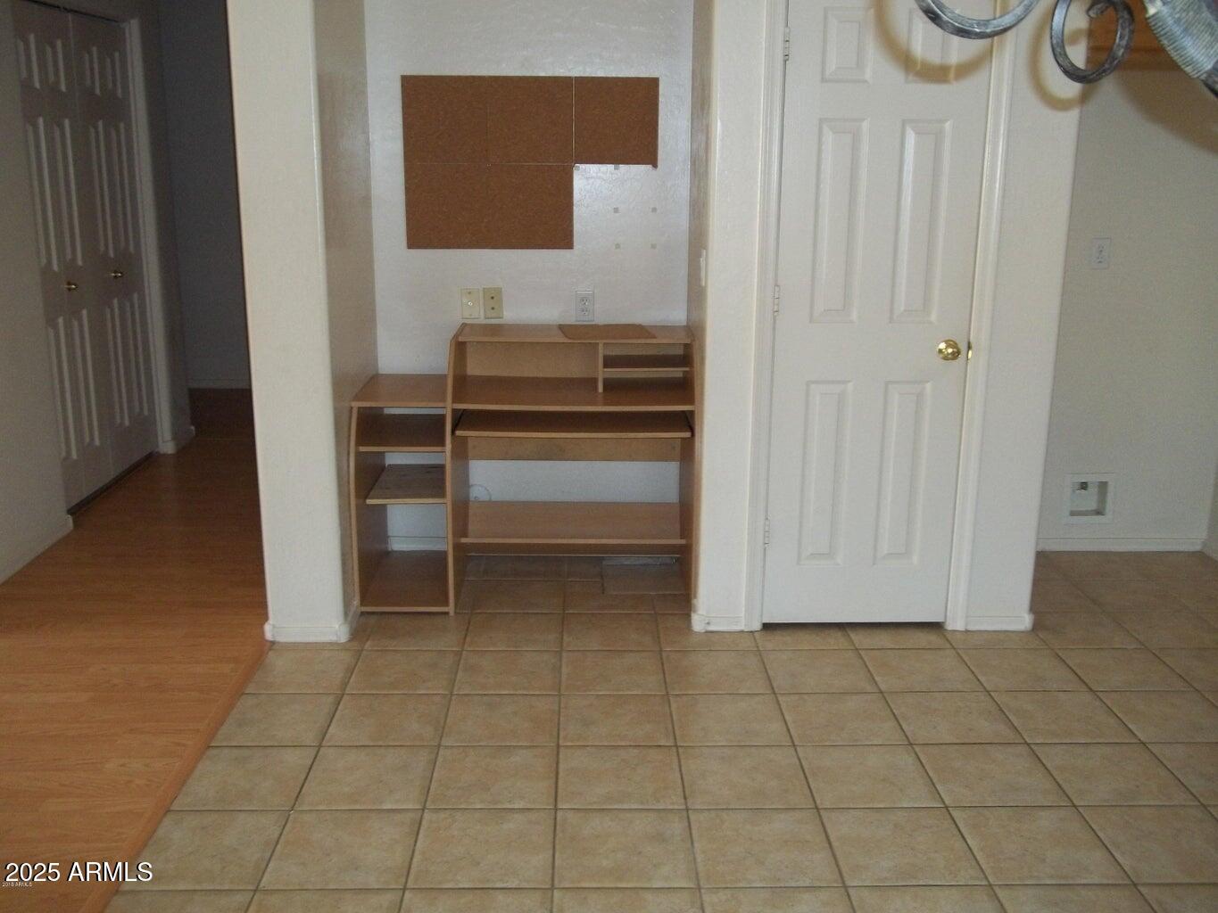 2037 E Riviera Drive