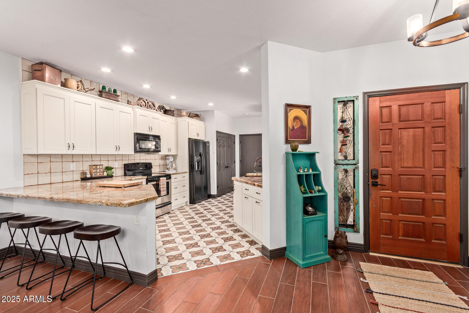 1235 N SUNNYVALE, 113