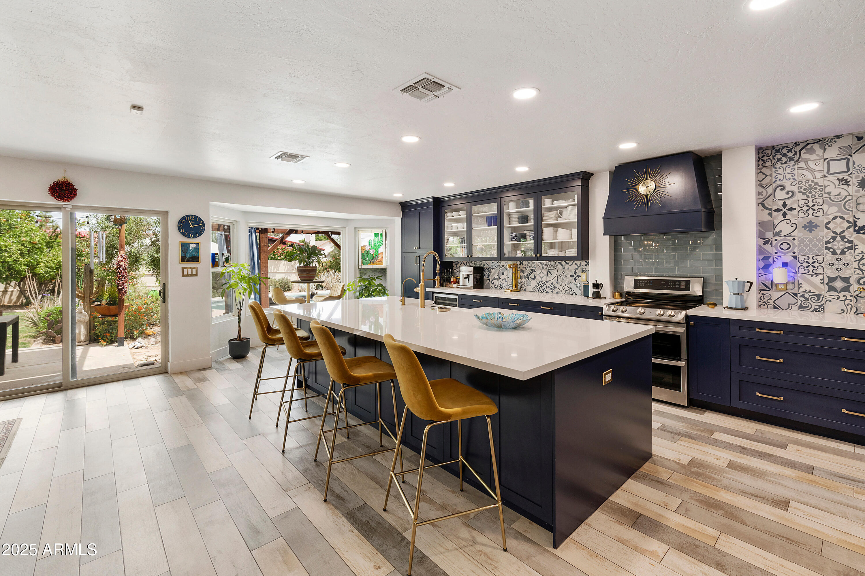 1656 W Meseto Circle