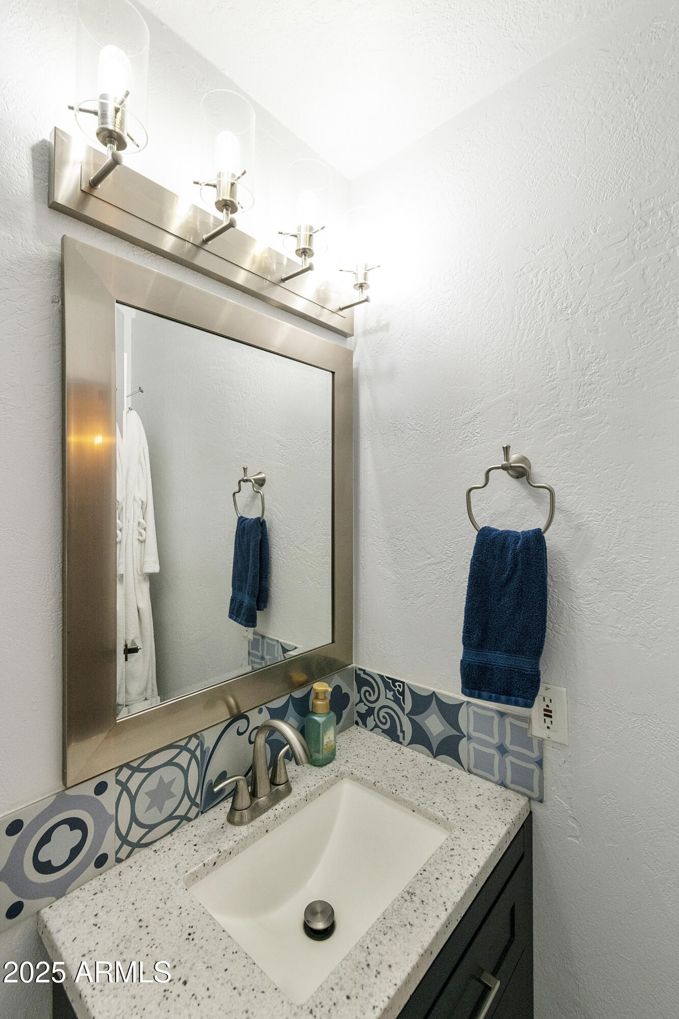 1656 W Meseto Circle