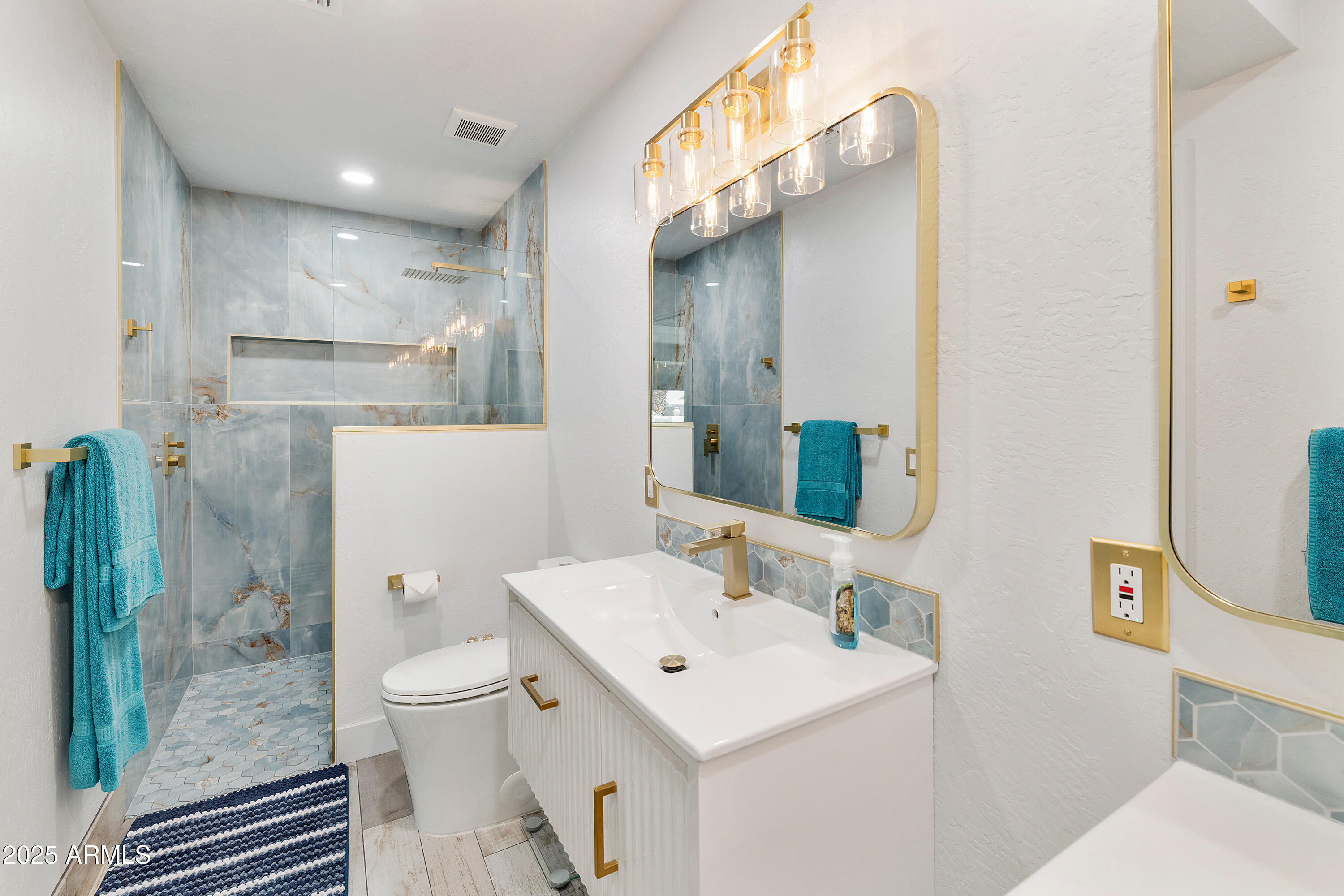 1656 W Meseto Circle