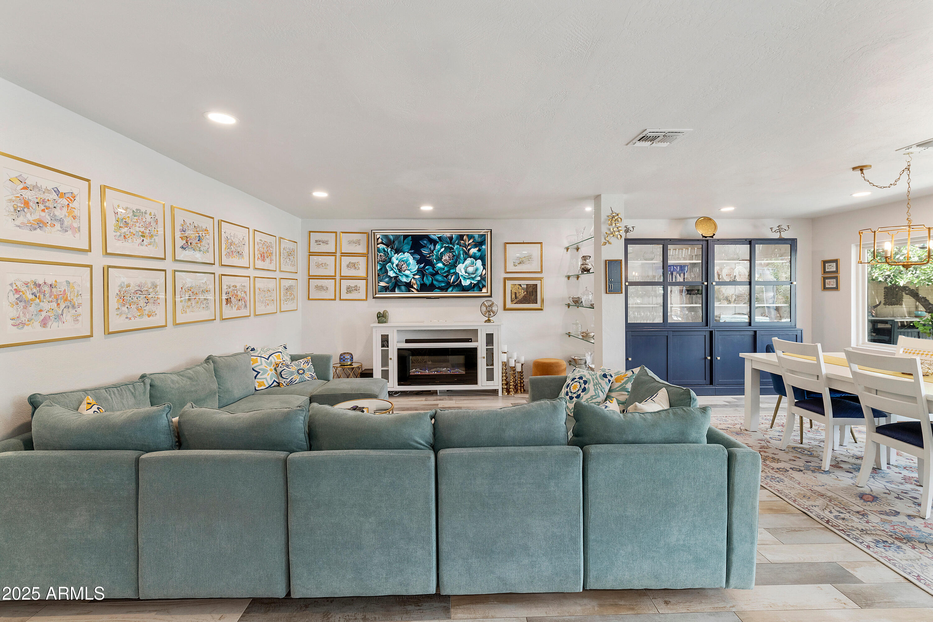 1656 W Meseto Circle