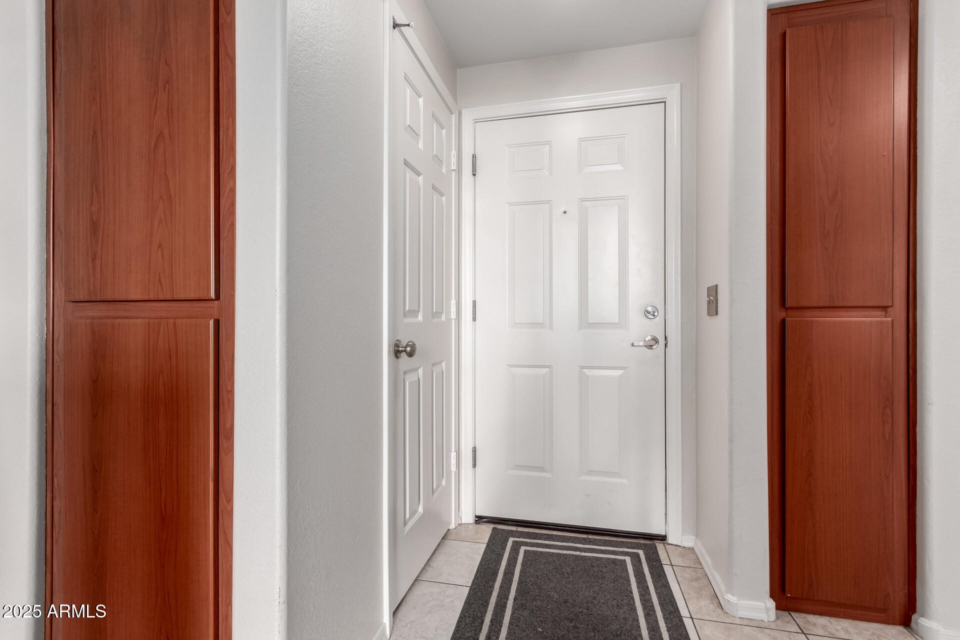 9820 N CENTRAL Avenue, 321