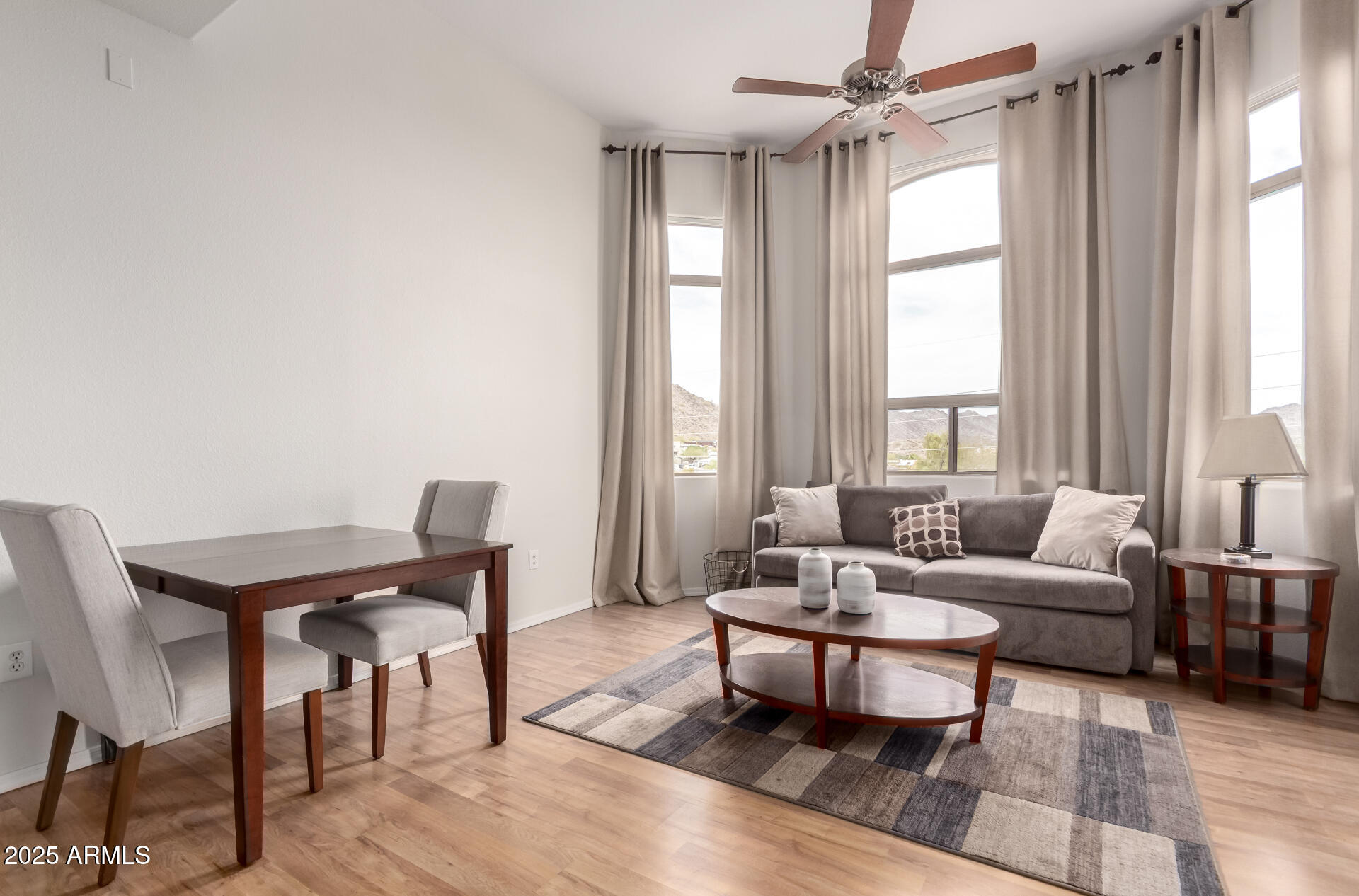 9820 N CENTRAL Avenue, 321