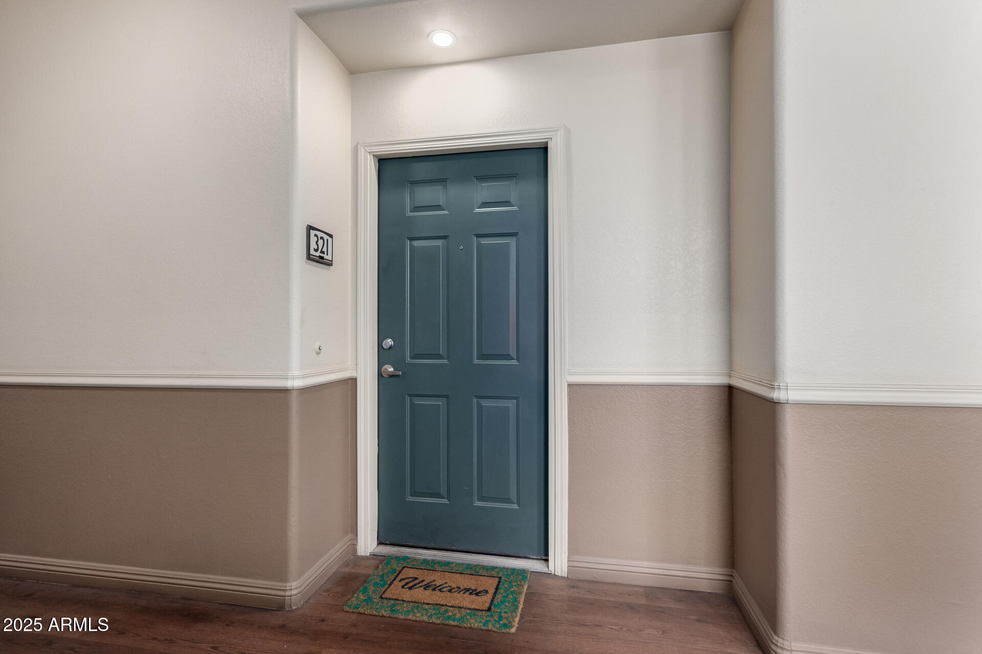 9820 N CENTRAL Avenue, 321