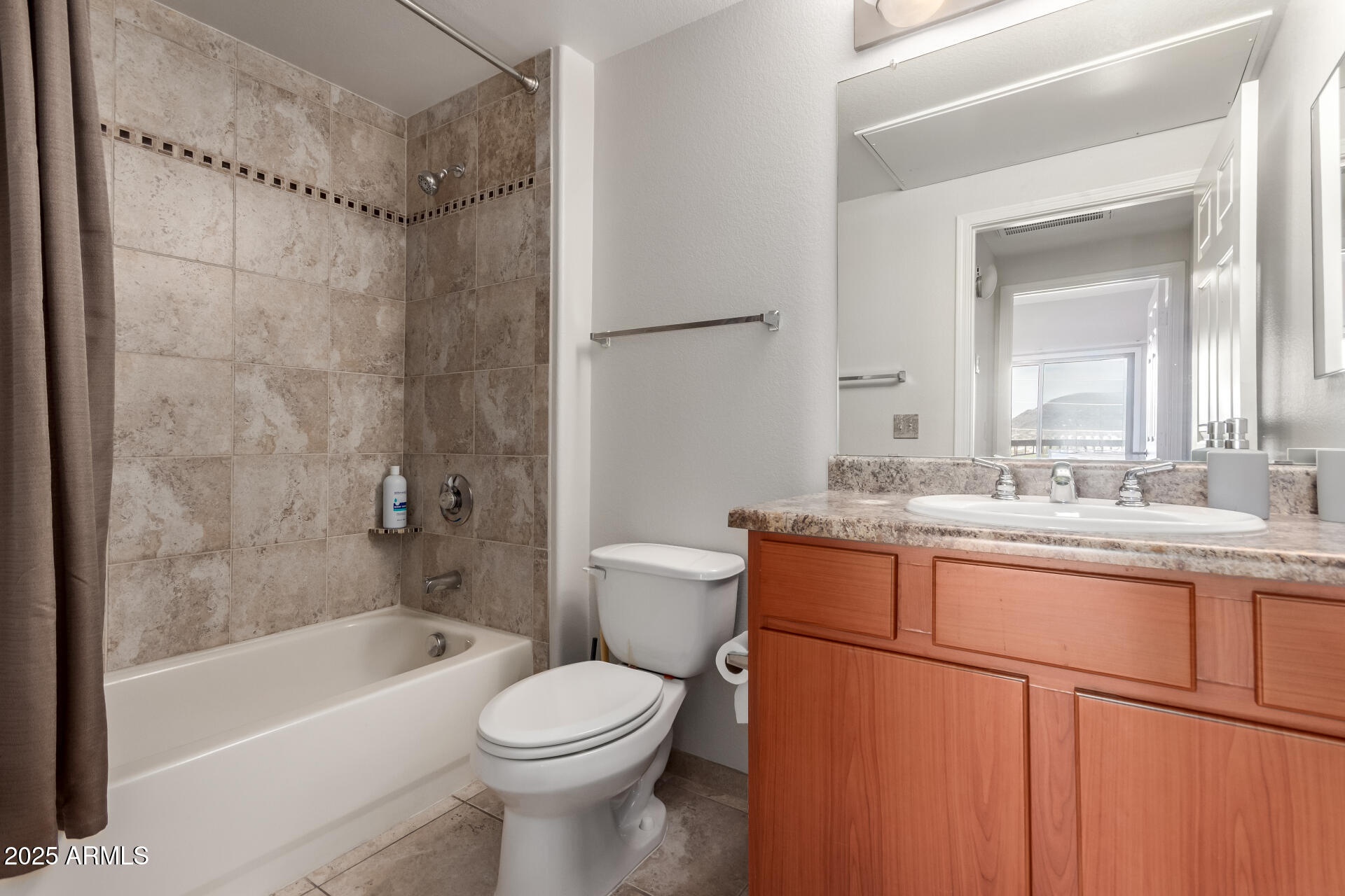 9820 N CENTRAL Avenue, 321