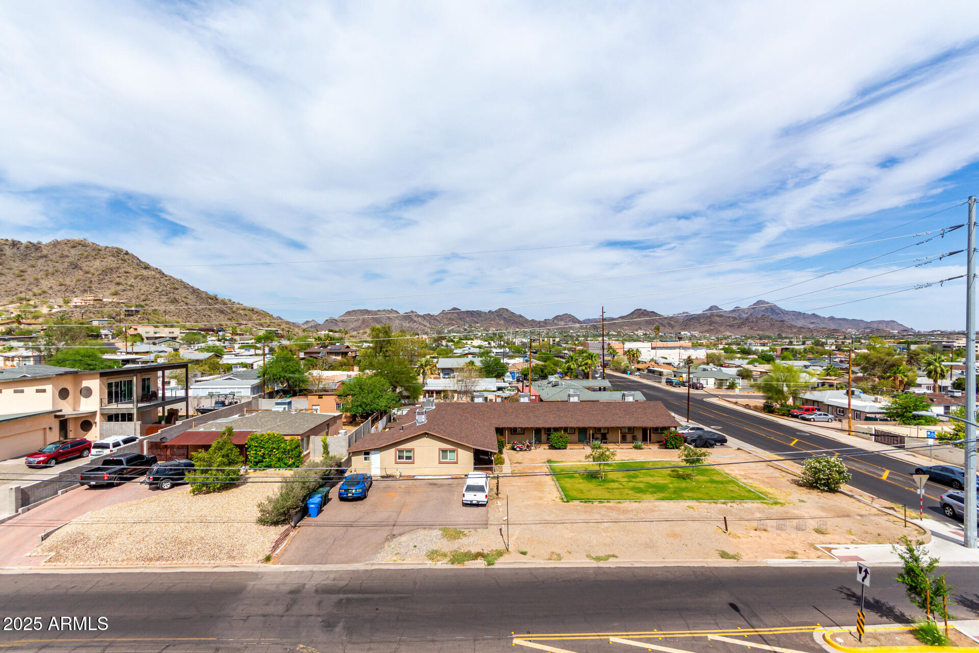 9820 N CENTRAL Avenue, 321