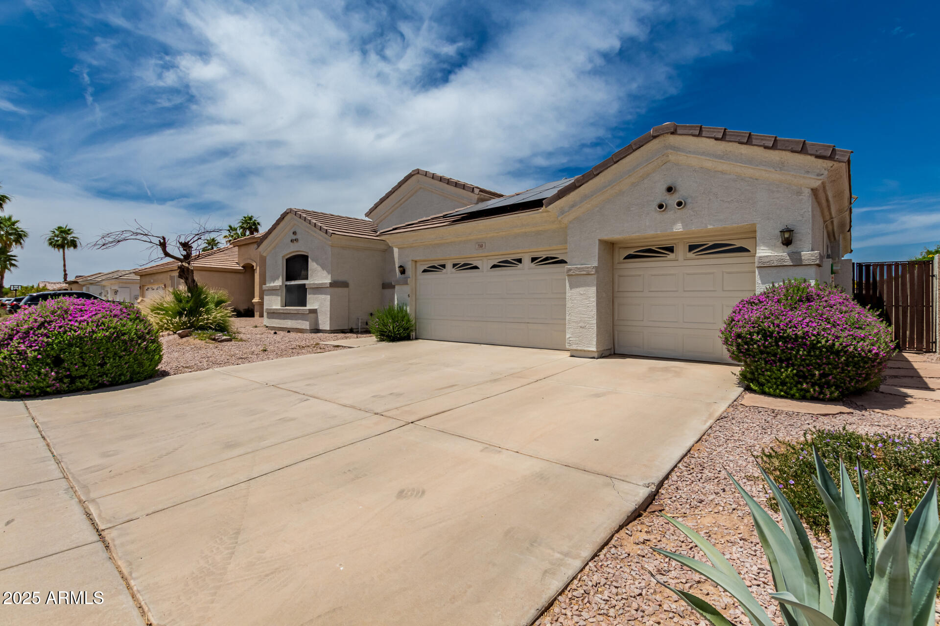 710 W CHERRYWOOD Drive