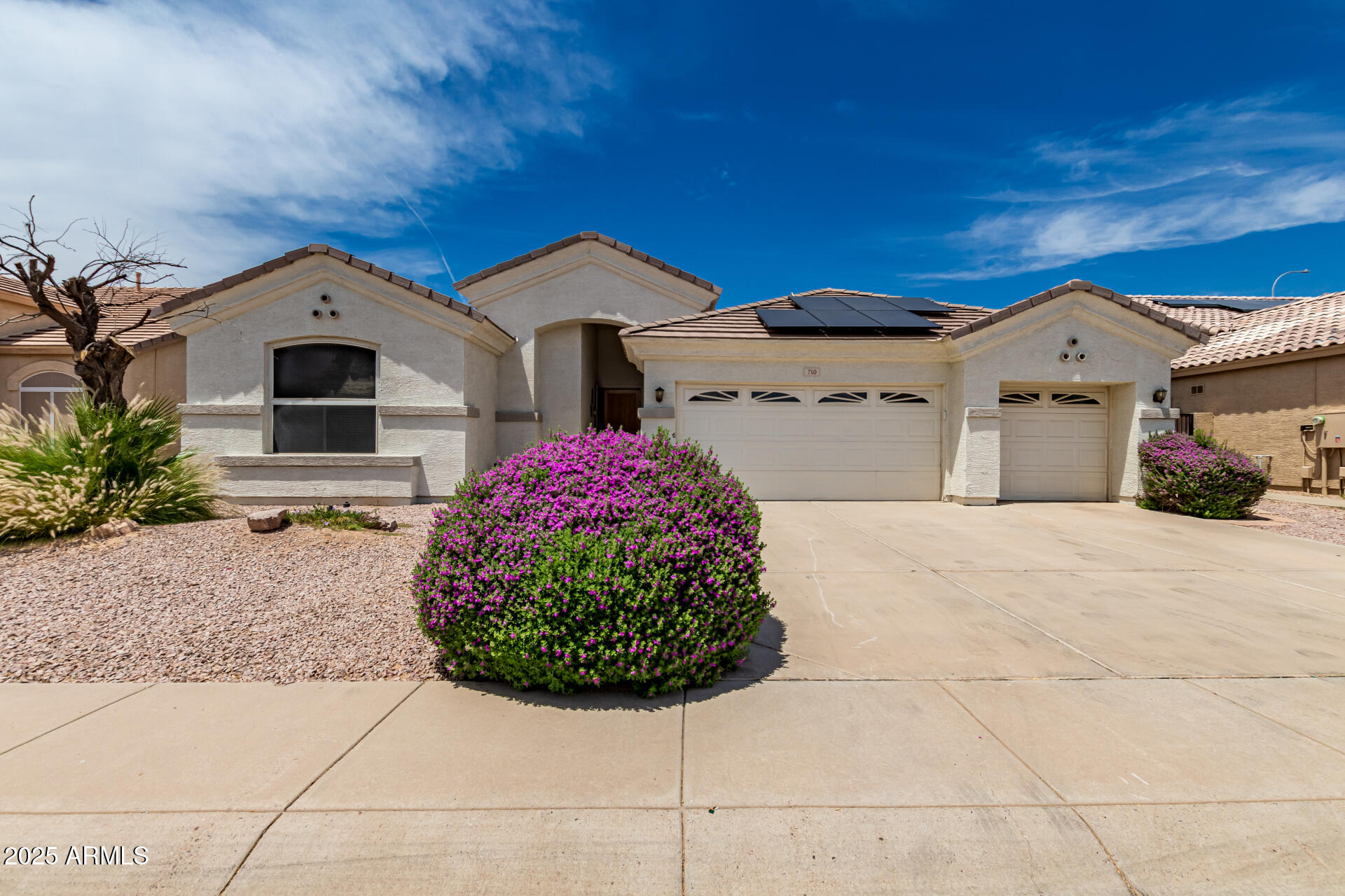 710 W CHERRYWOOD Drive