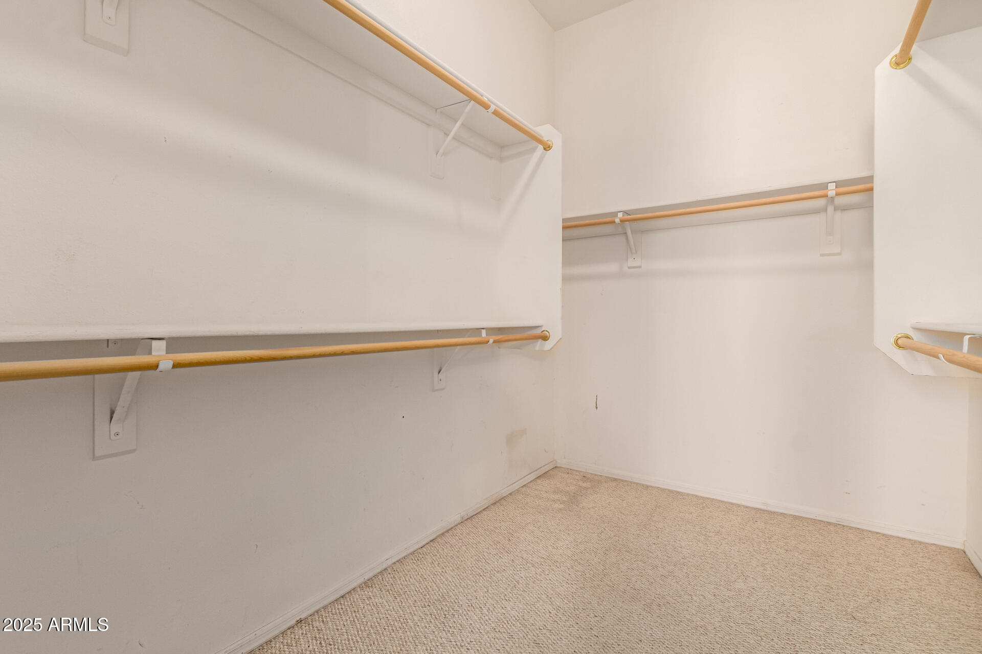 710 W CHERRYWOOD Drive