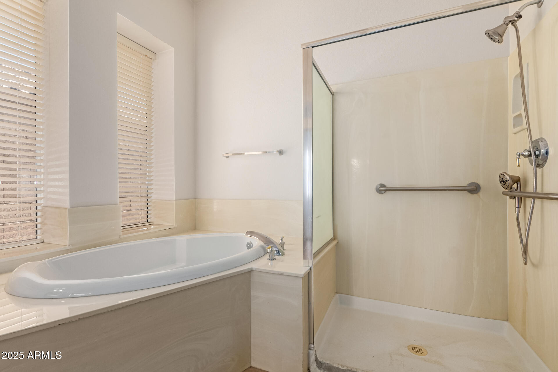 710 W CHERRYWOOD Drive