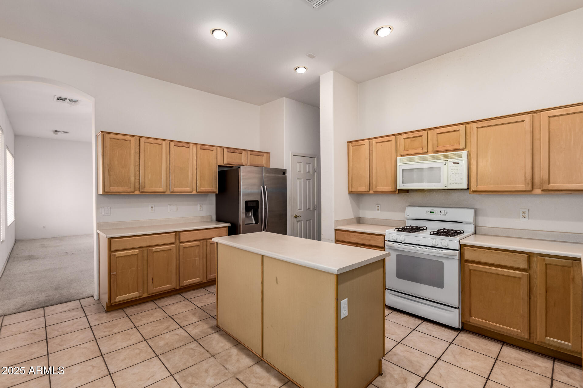 710 W CHERRYWOOD Drive