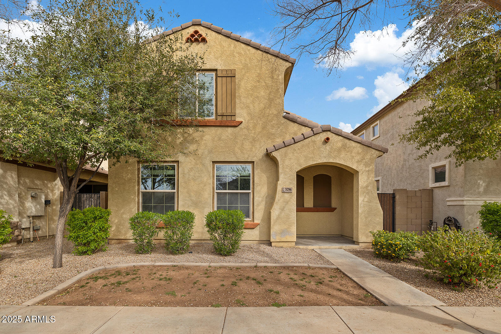 3296 E SHEFFIELD Road