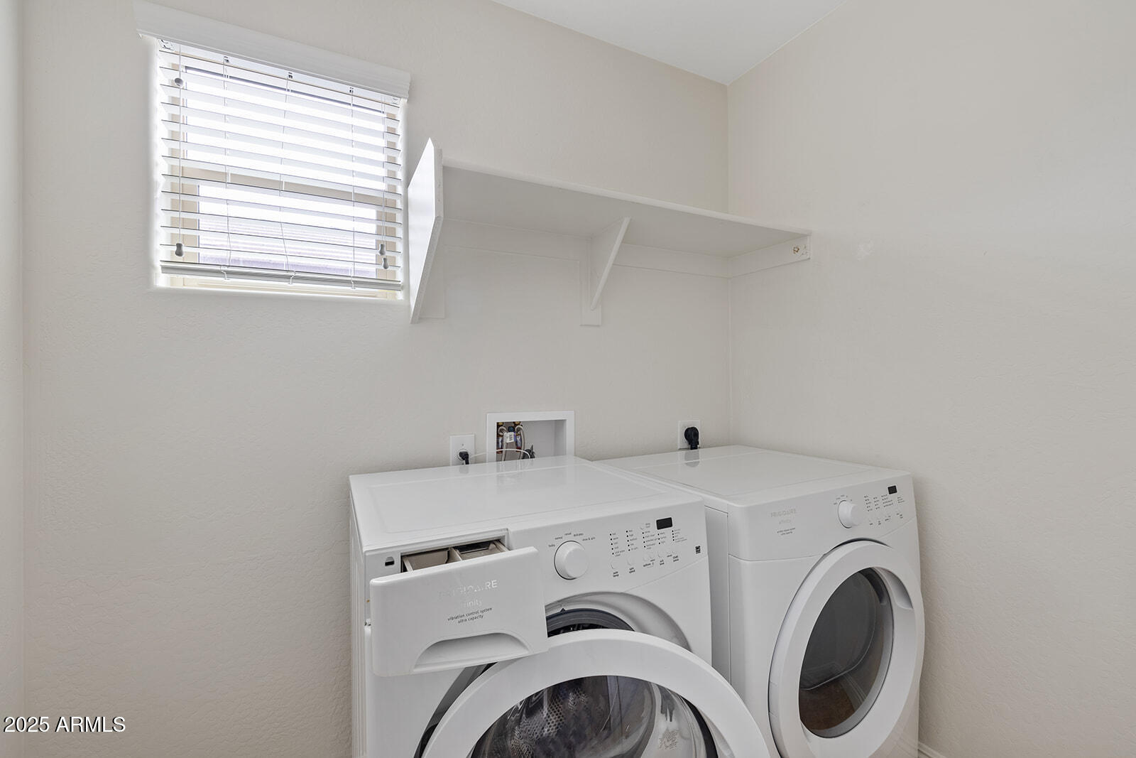 3296 E SHEFFIELD Road