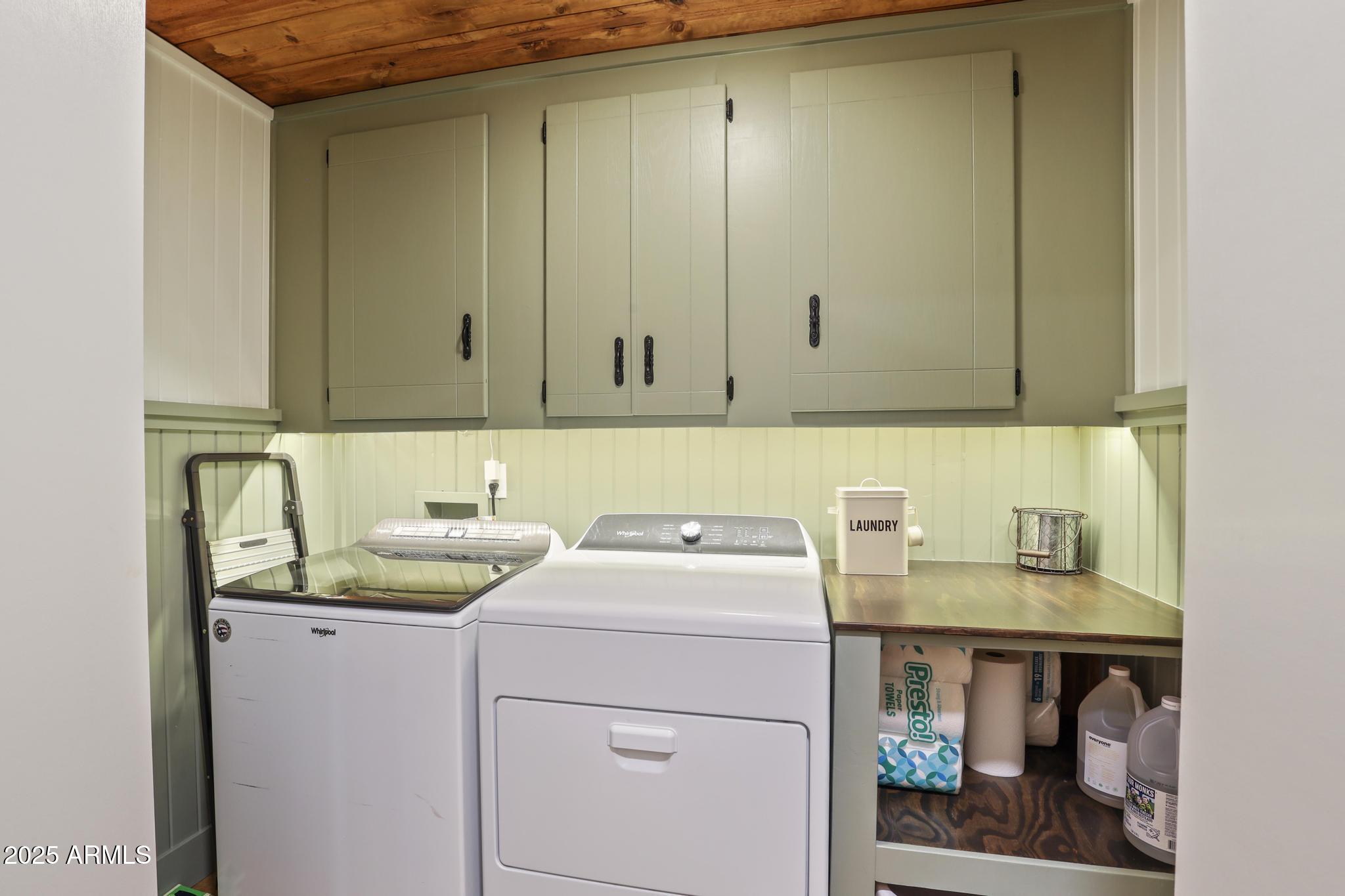 811 S RIDGEWAY Street