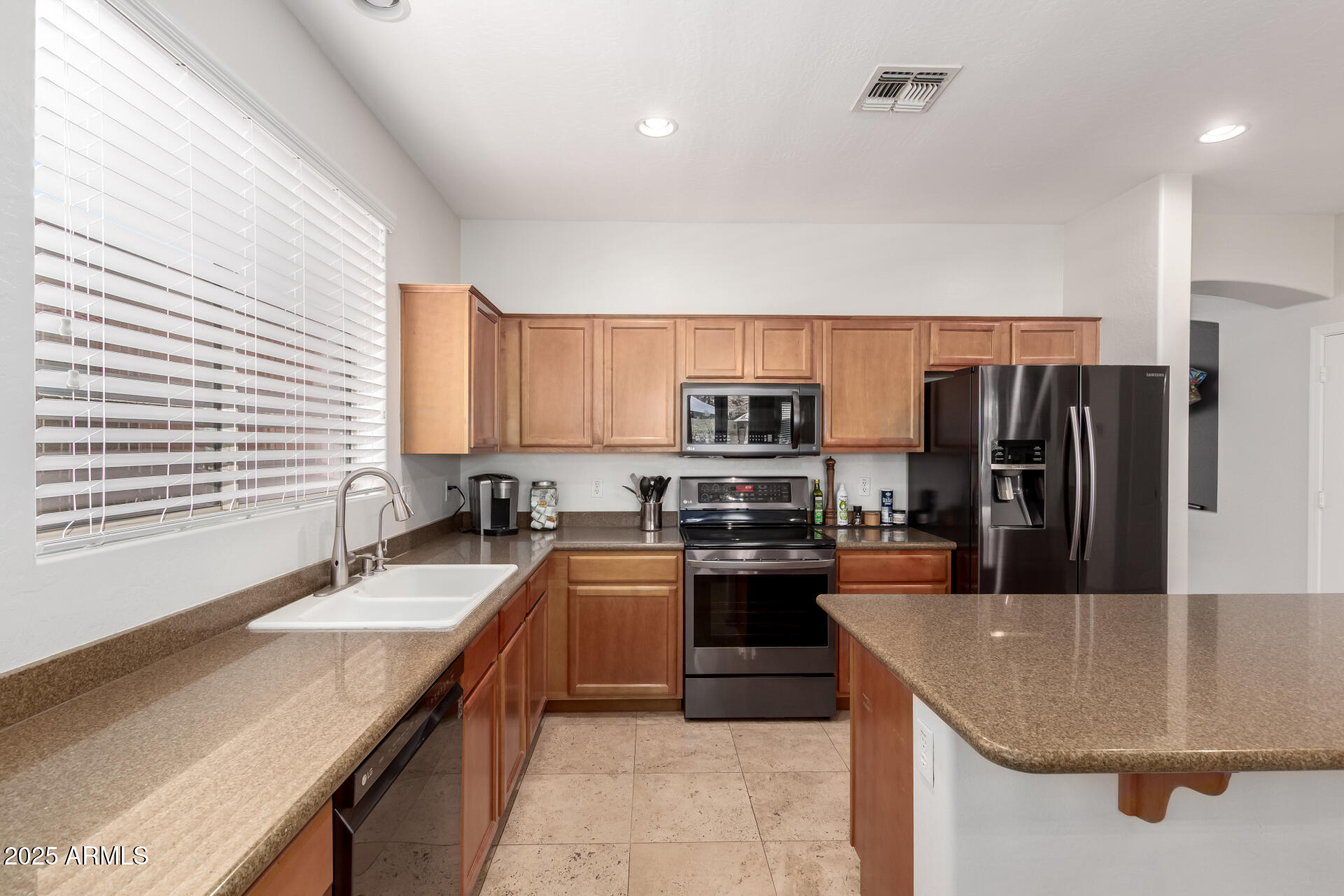 3628 E MEADOWVIEW Drive