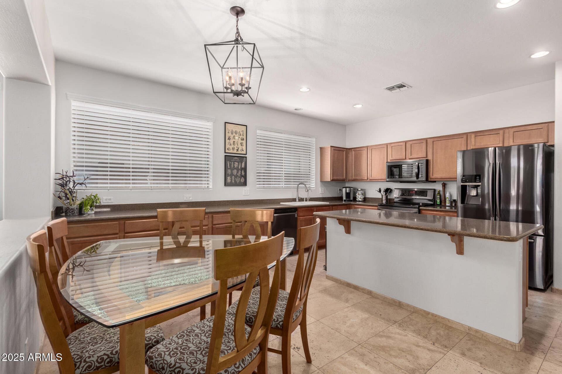 3628 E MEADOWVIEW Drive