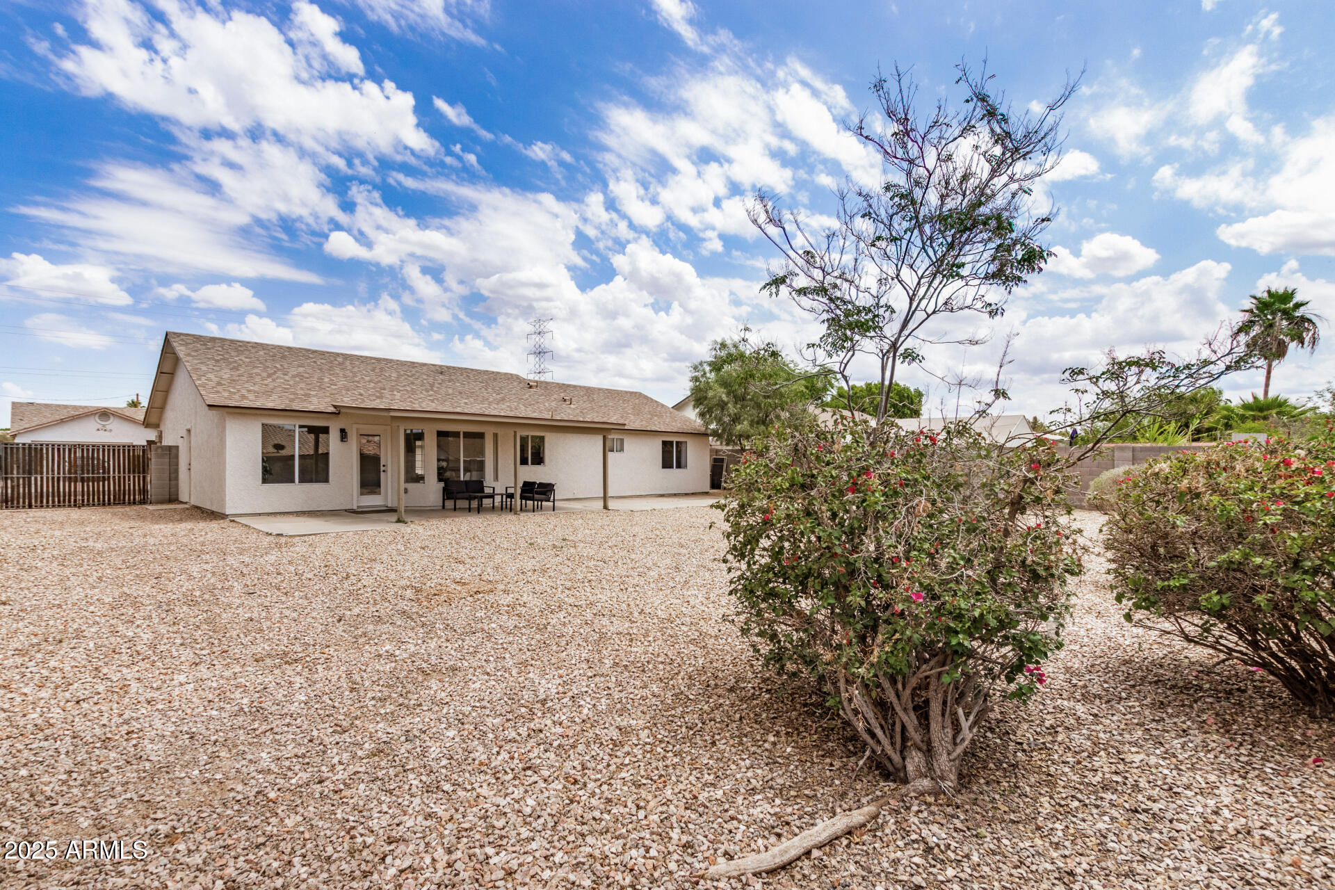 8103 E DARTMOUTH Street