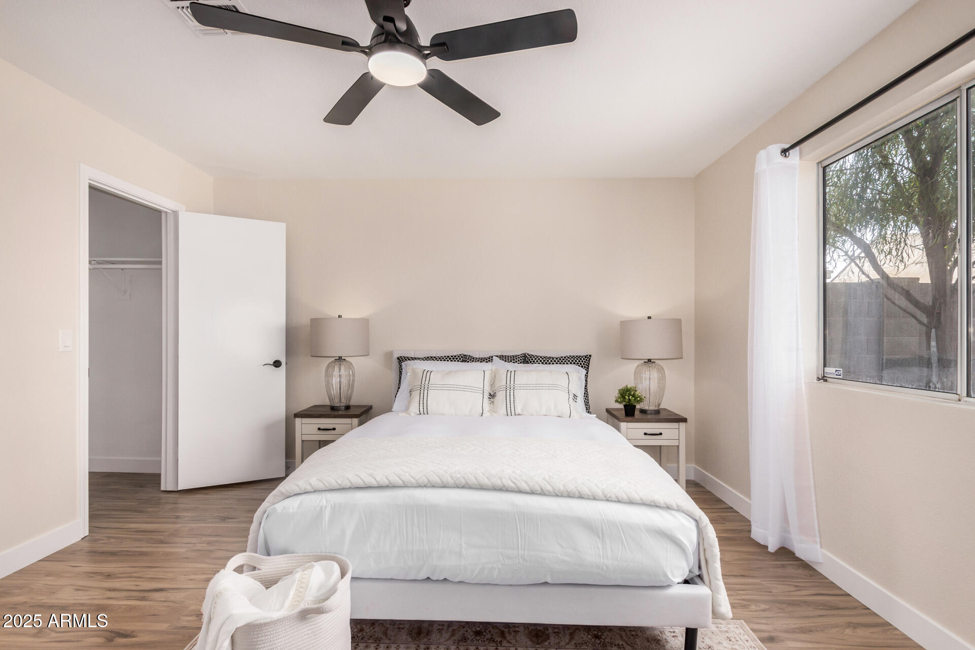 8103 E DARTMOUTH Street