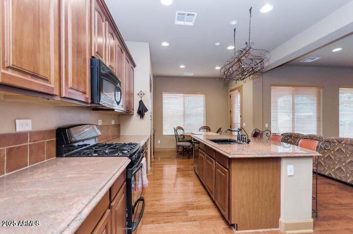 4842 E FIRESTONE Drive