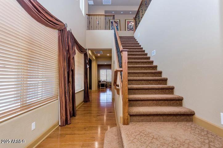 4842 E FIRESTONE Drive