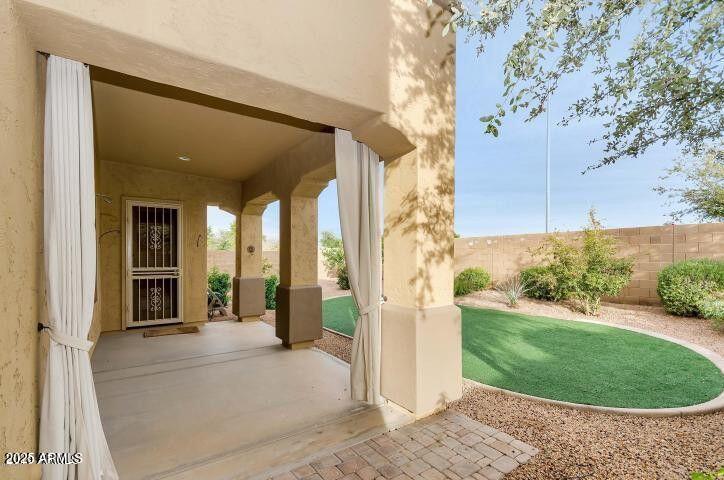 4842 E FIRESTONE Drive