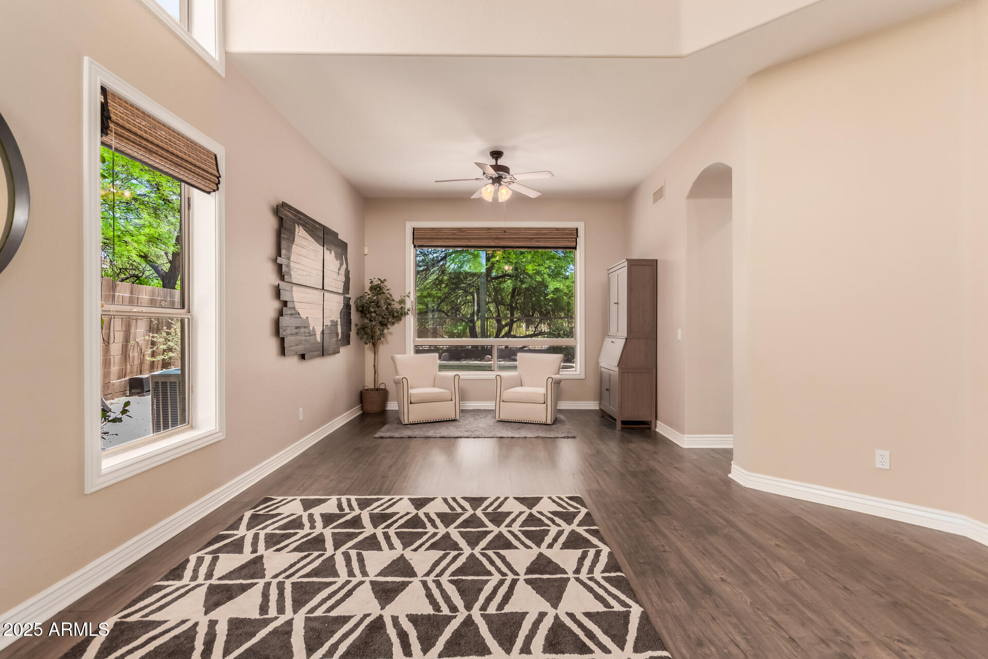 3055 N RED MOUNTAIN, 98