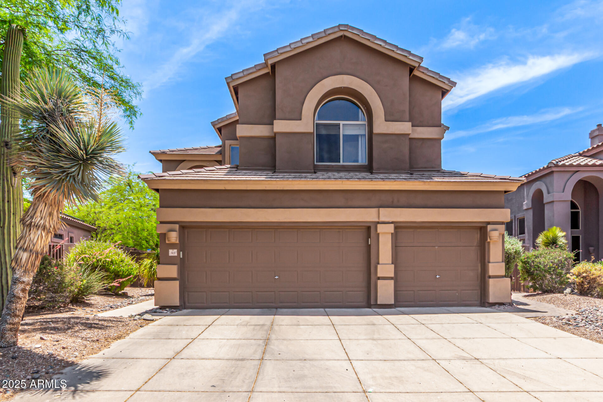 3055 N RED MOUNTAIN, 98