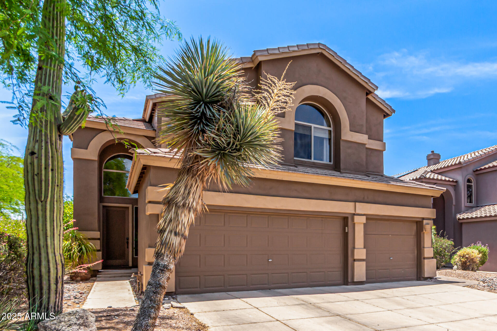 3055 N RED MOUNTAIN, 98