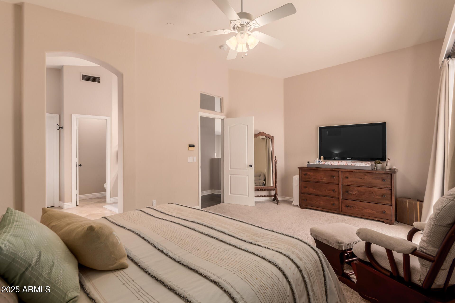 3055 N RED MOUNTAIN, 98