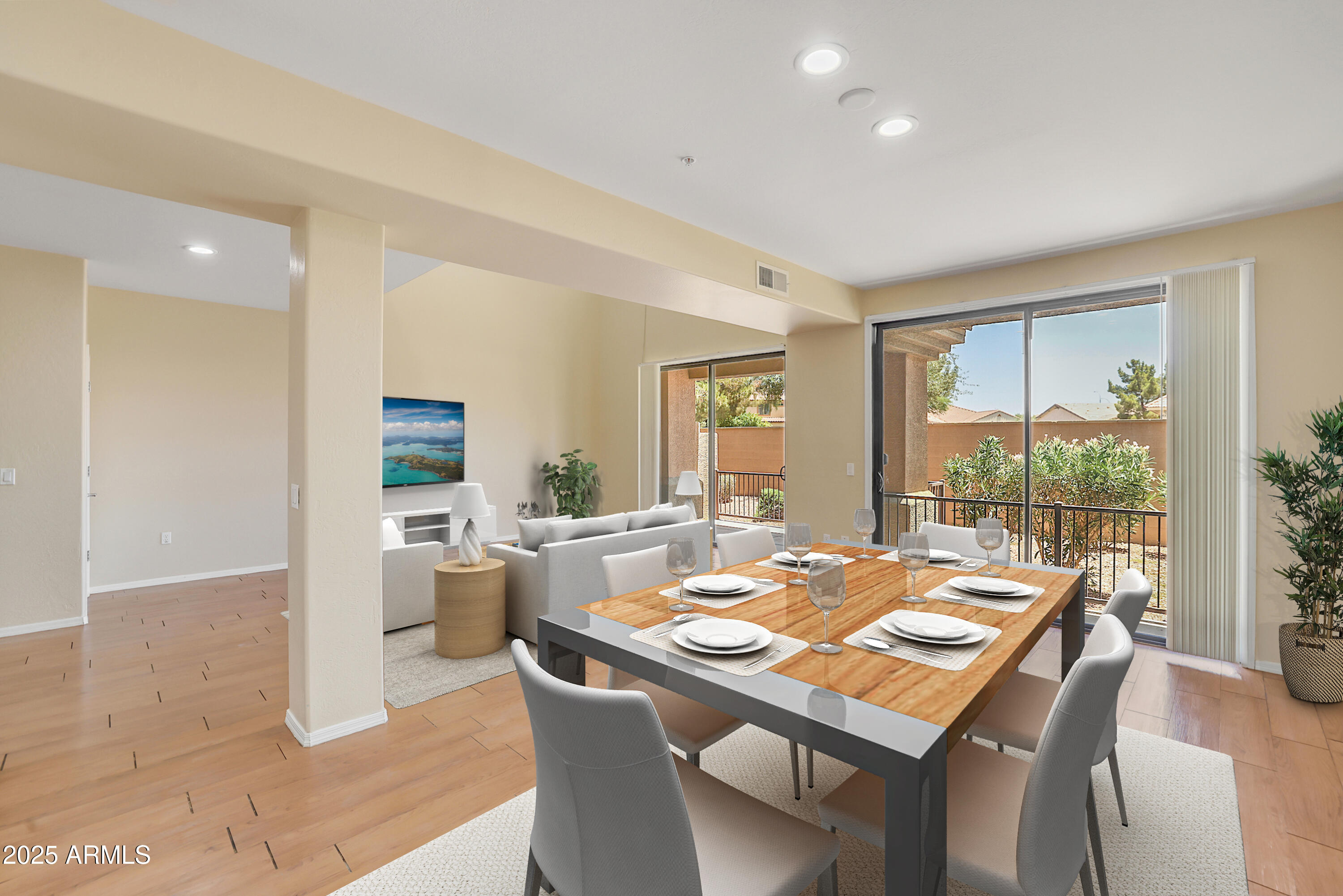 705 W QUEEN CREEK Road, 1201