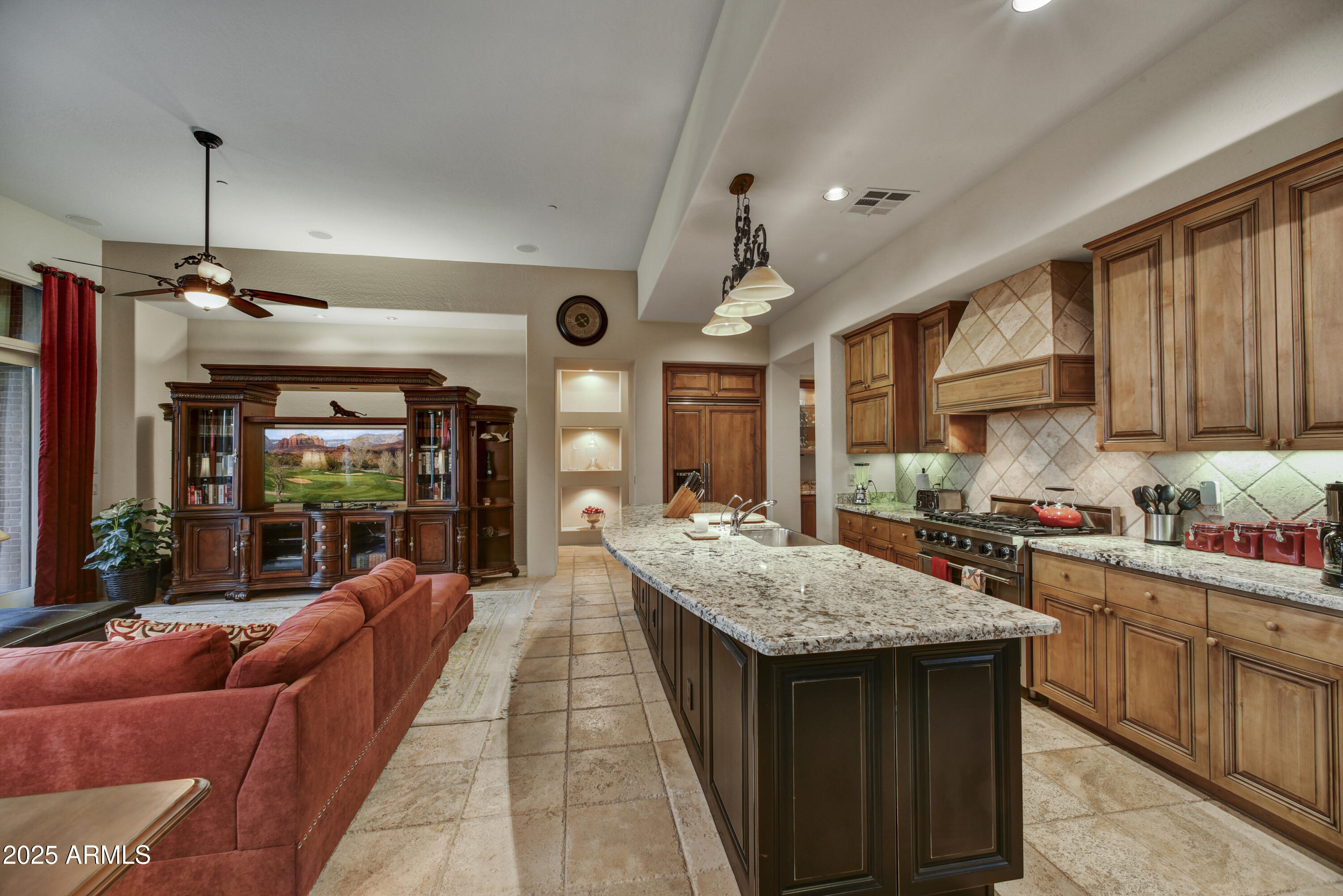 8139 E CLUB VILLAGE Drive