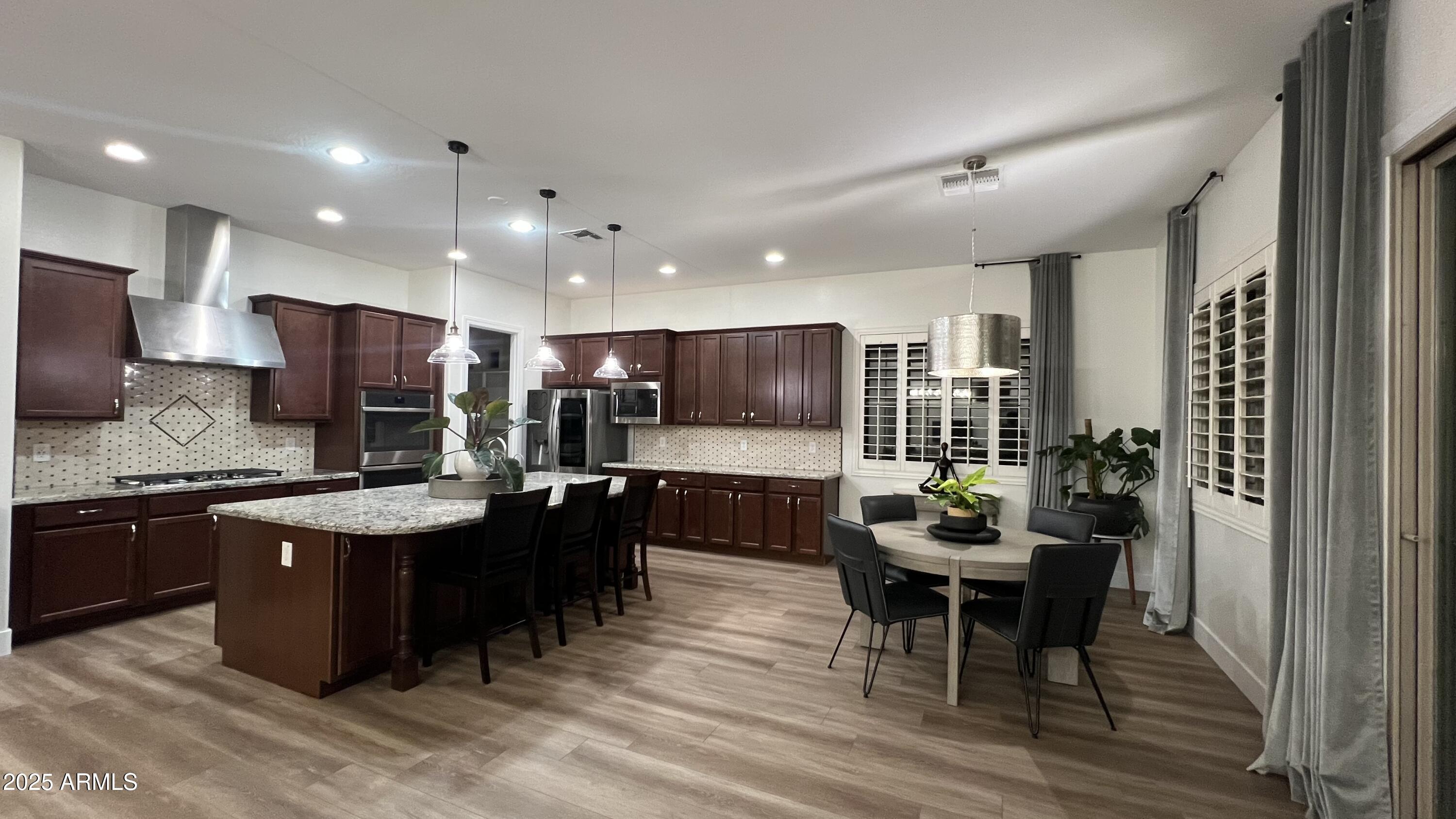 2121 E AQUARIUS Place