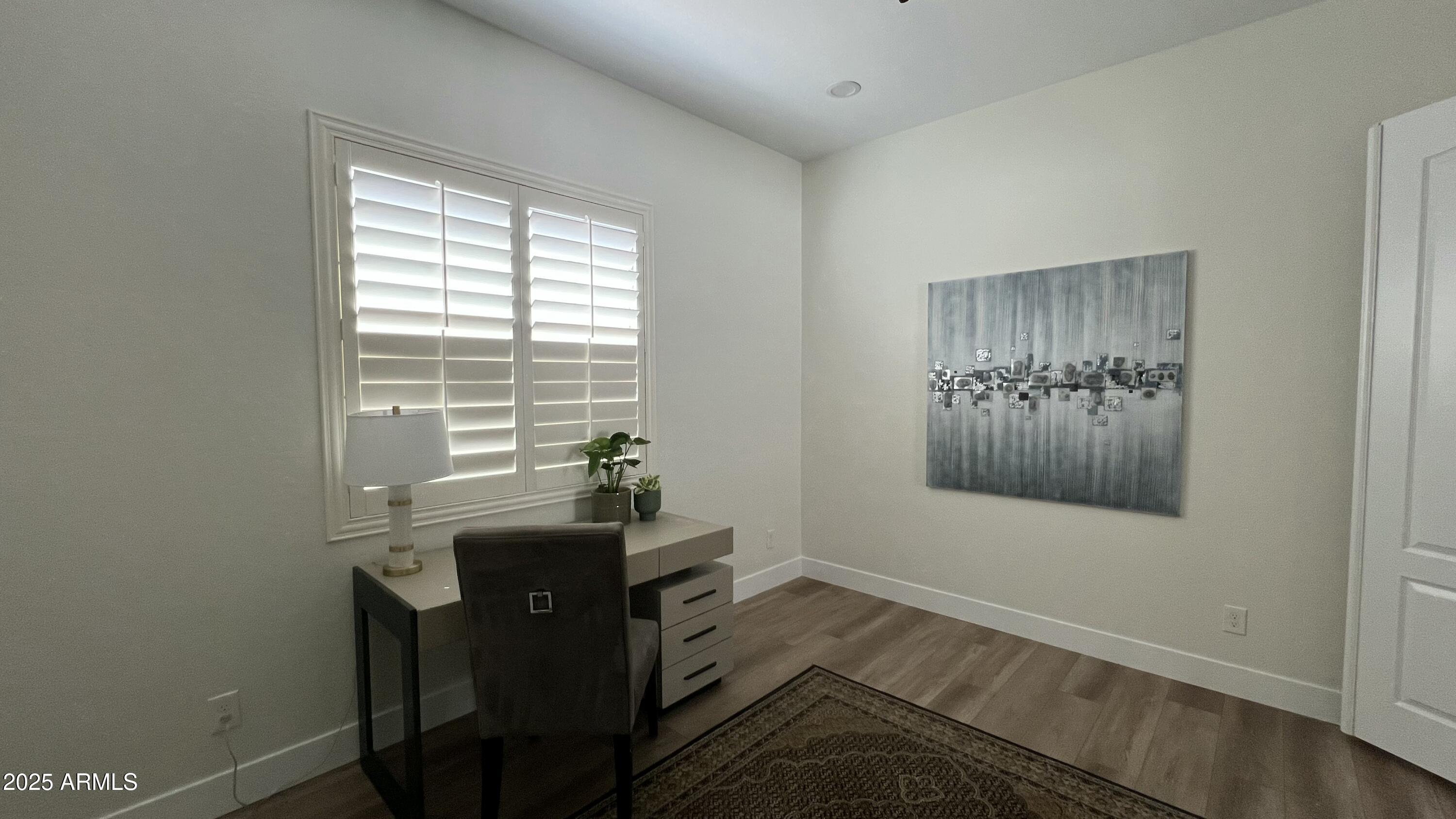 2121 E AQUARIUS Place