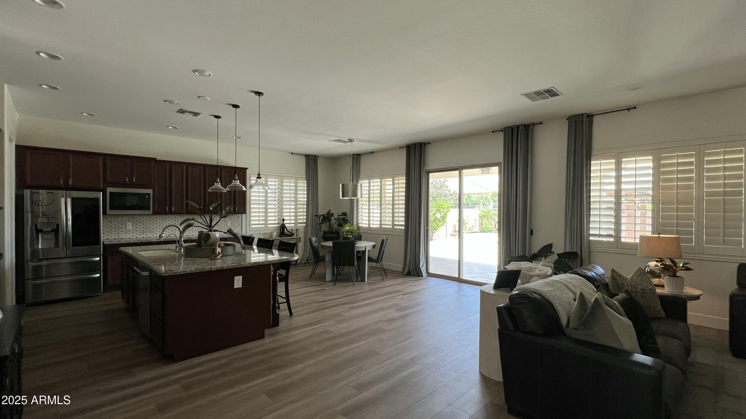 2121 E AQUARIUS Place