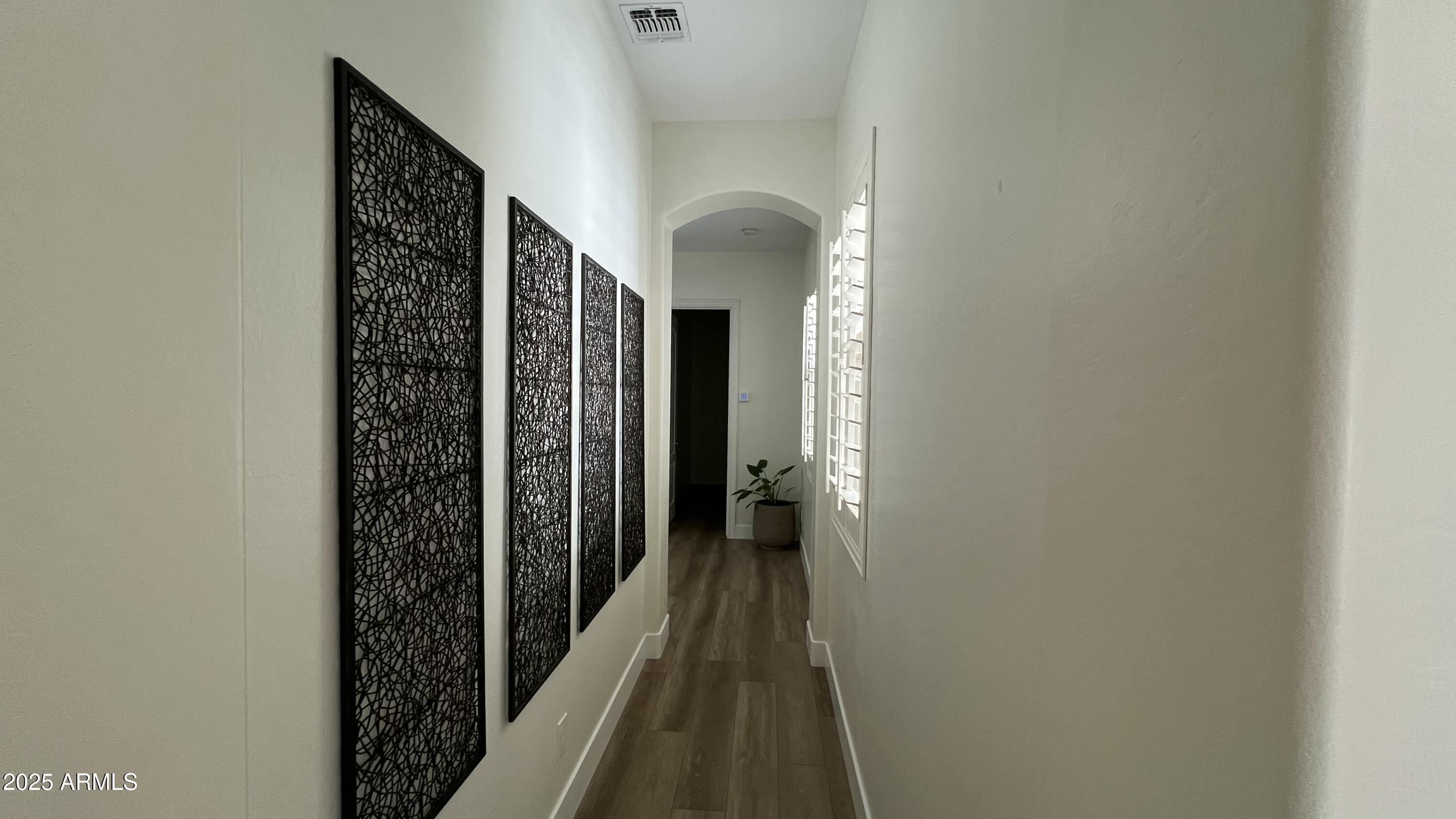 2121 E AQUARIUS Place