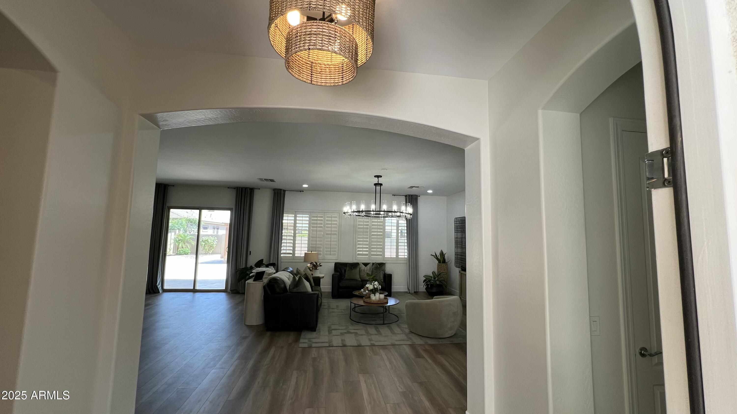 2121 E AQUARIUS Place